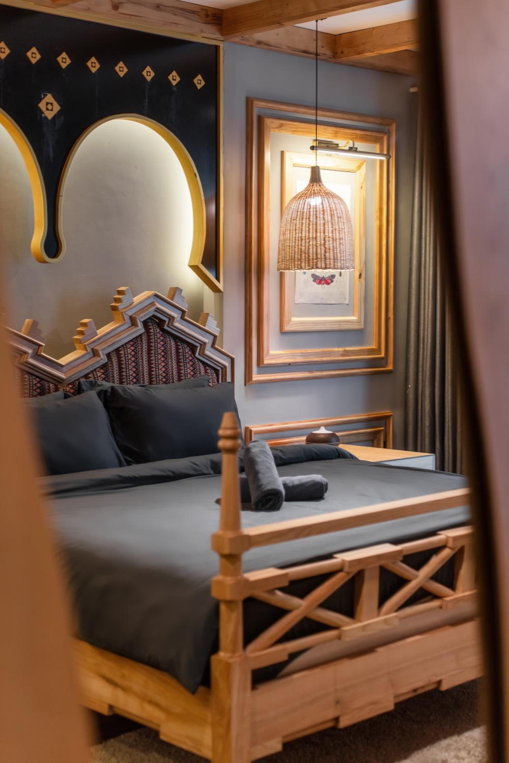 Le's home boutique homestay in the center Hanoi Old quarter