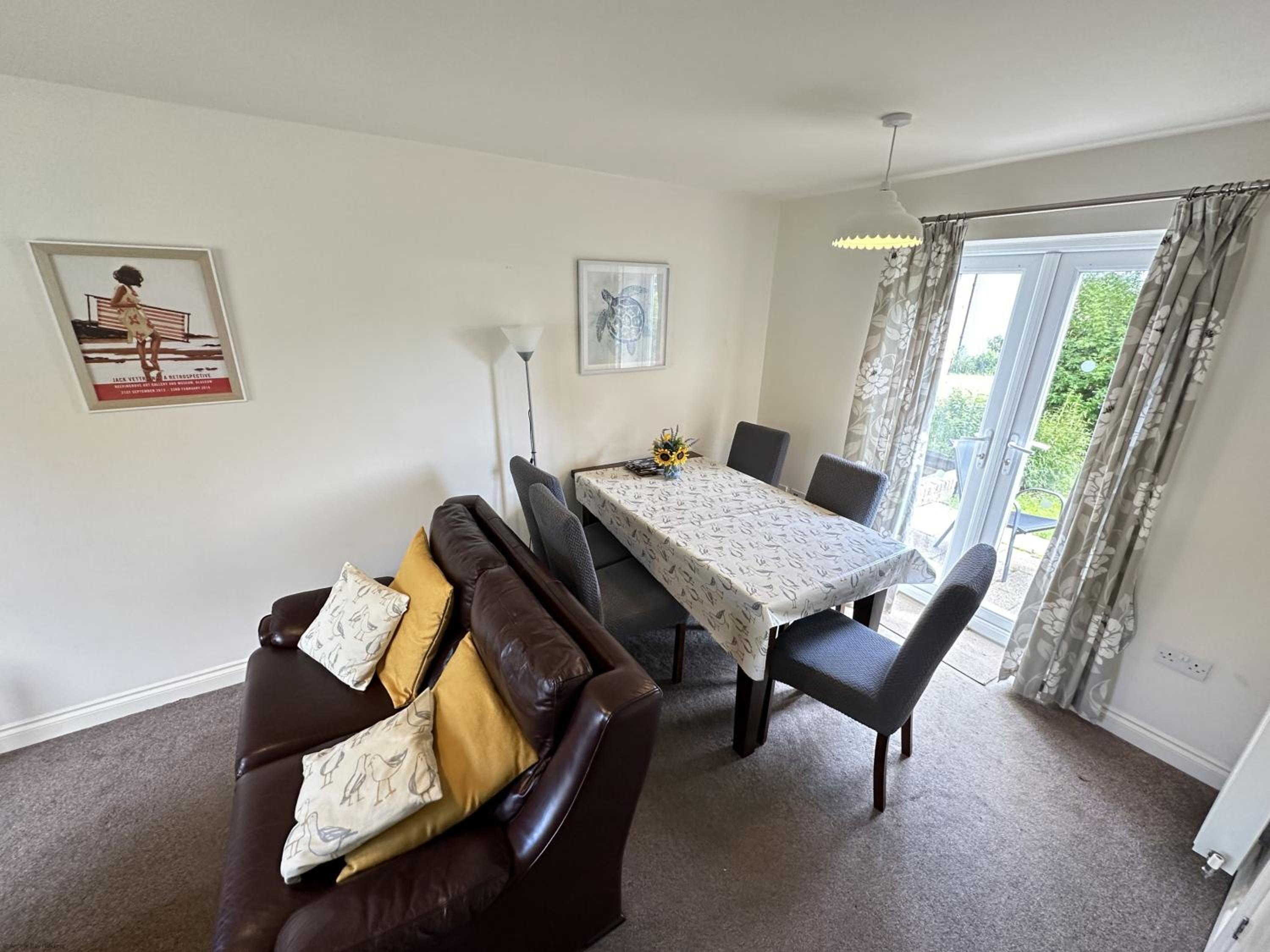Snowdrop Cottage - Part of the The Bay Filey Holiday Village with pool, gym and direct beach access, pub, restaurant, tennis and meadows walks