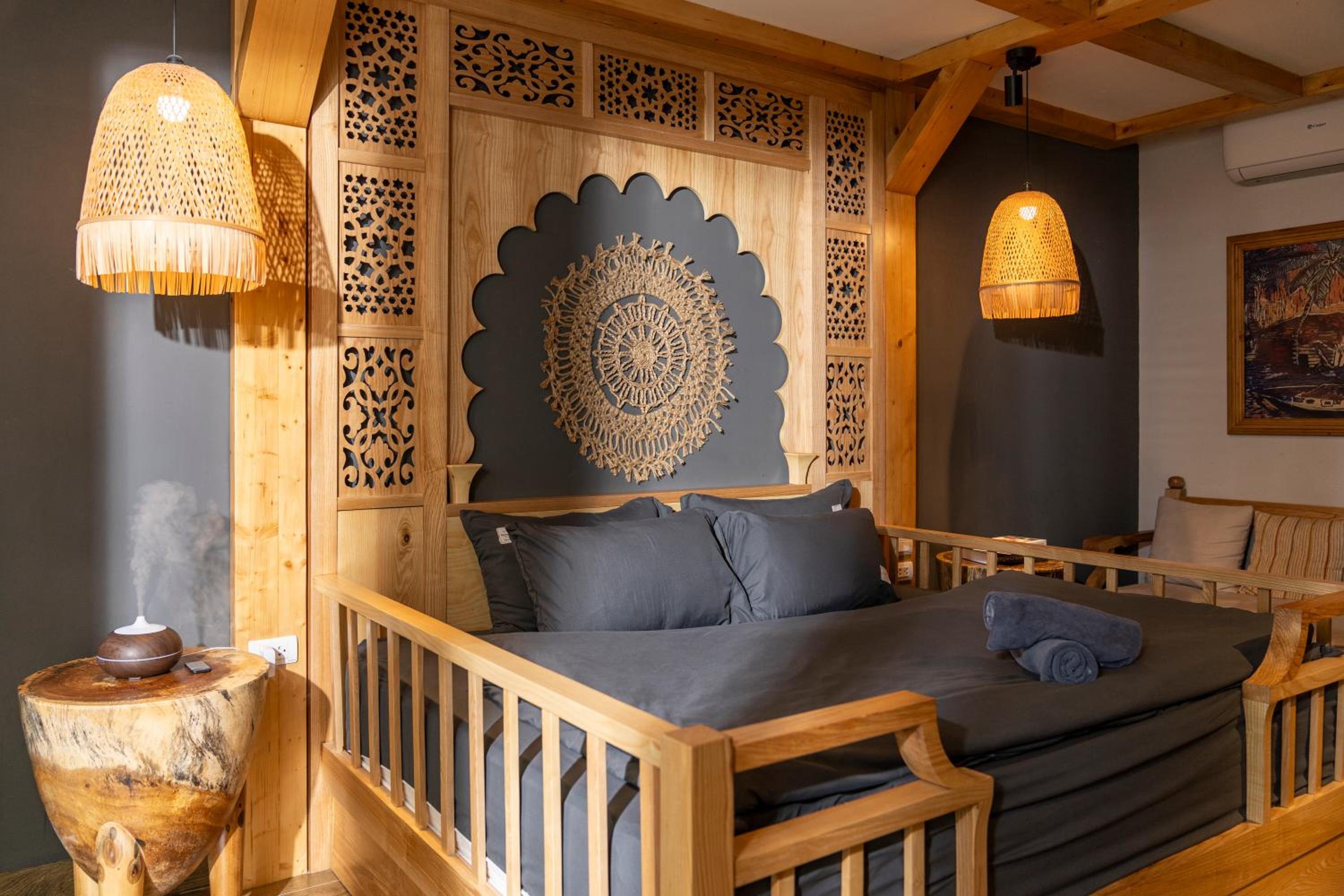 Le's home boutique homestay in the center Hanoi Old quarter
