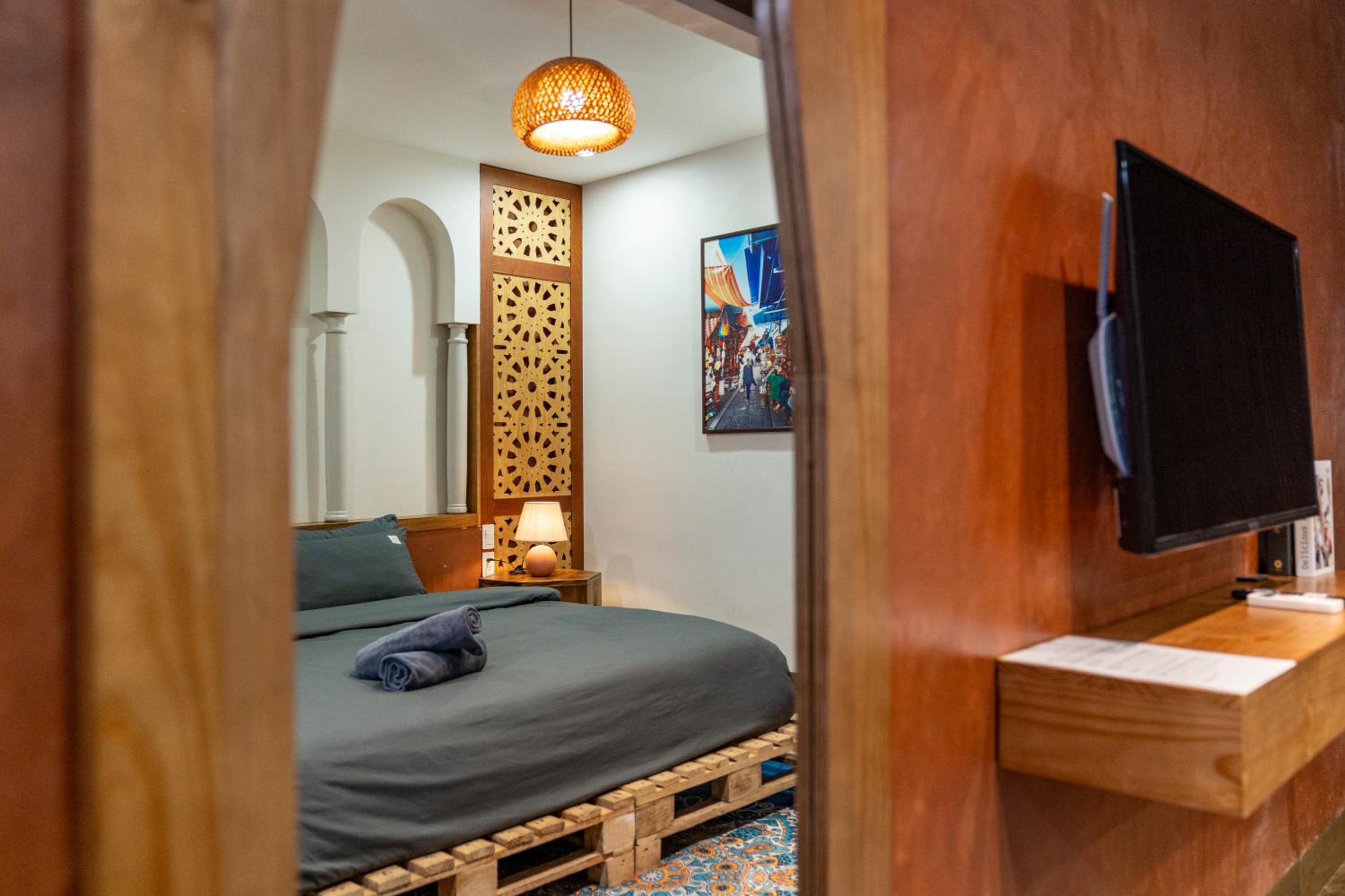 Le's home boutique homestay in the center Hanoi Old quarter