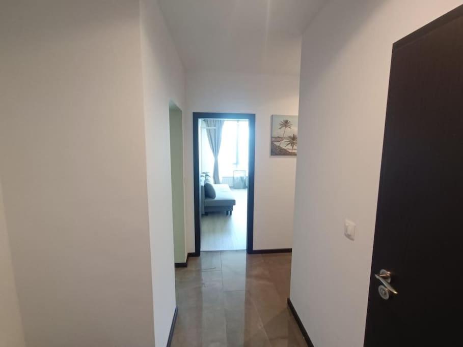 Italian Style: 3-Room Apartment Gem