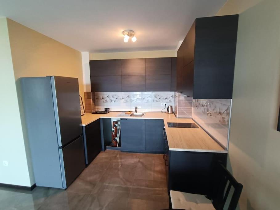 Italian Style: 3-Room Apartment Gem