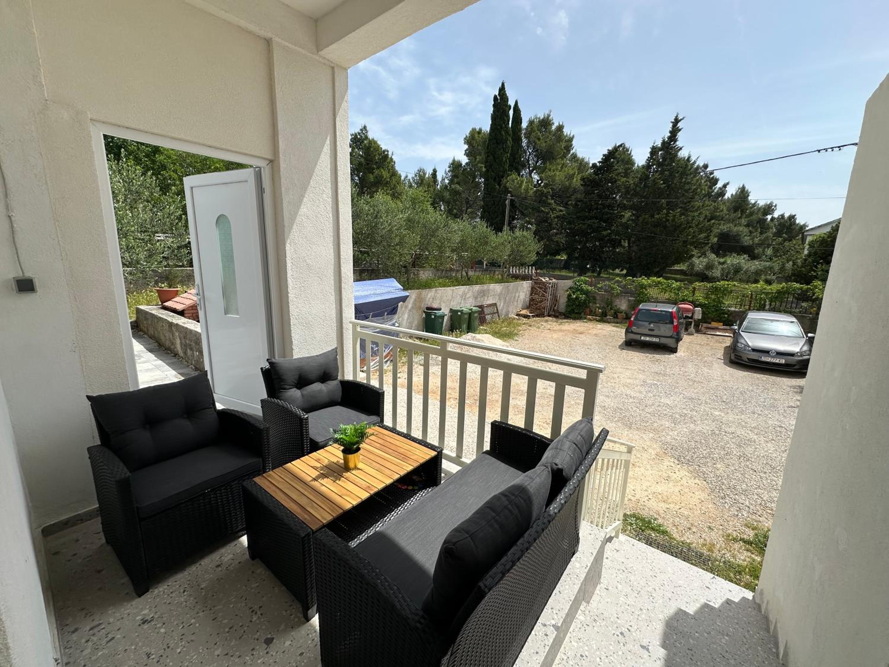 Apartment Lora