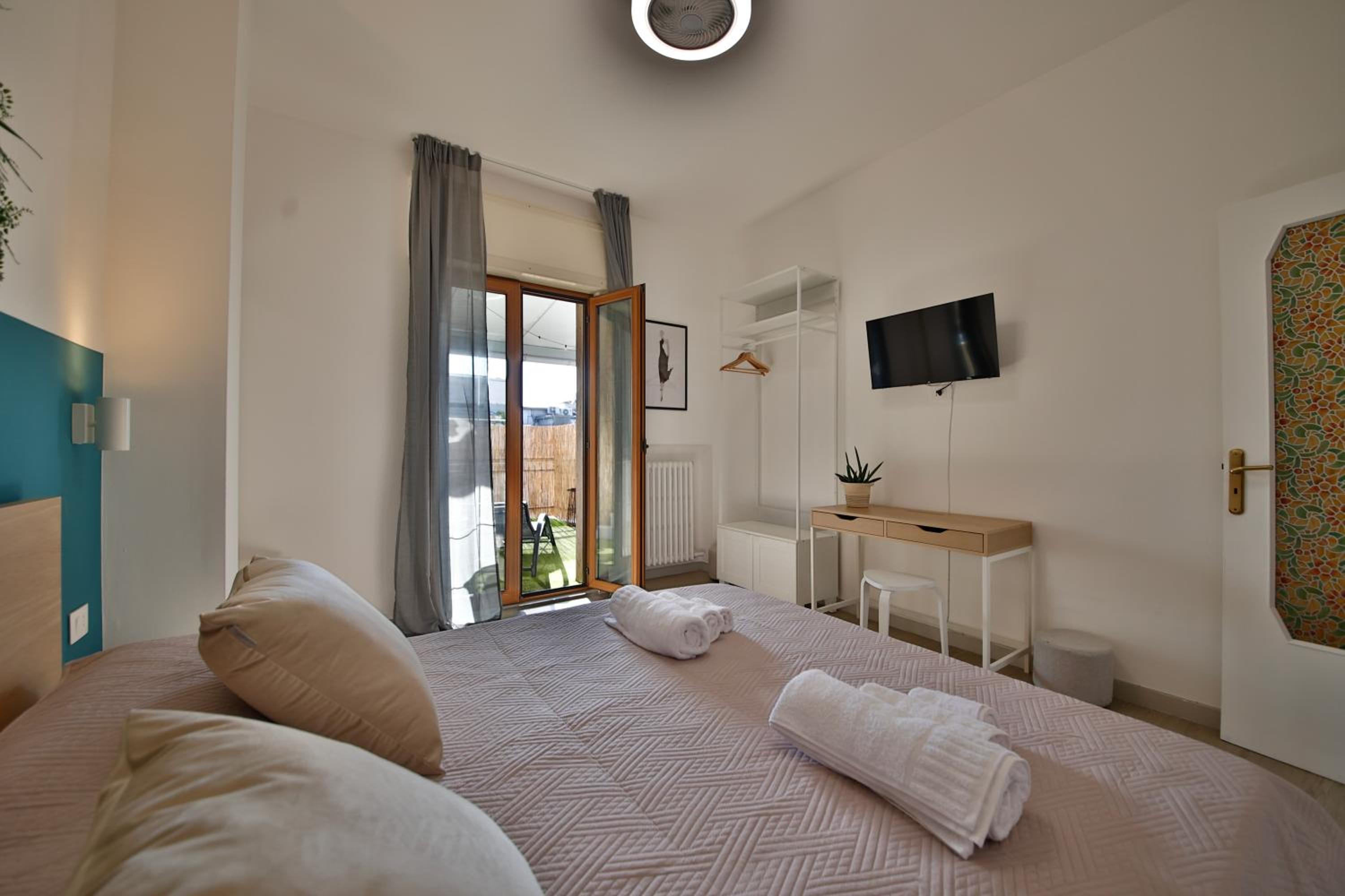 hotel room