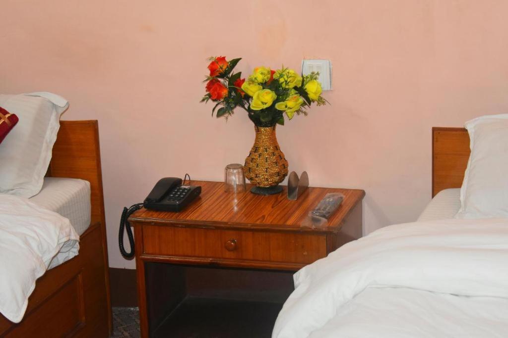 Festoon Hotel