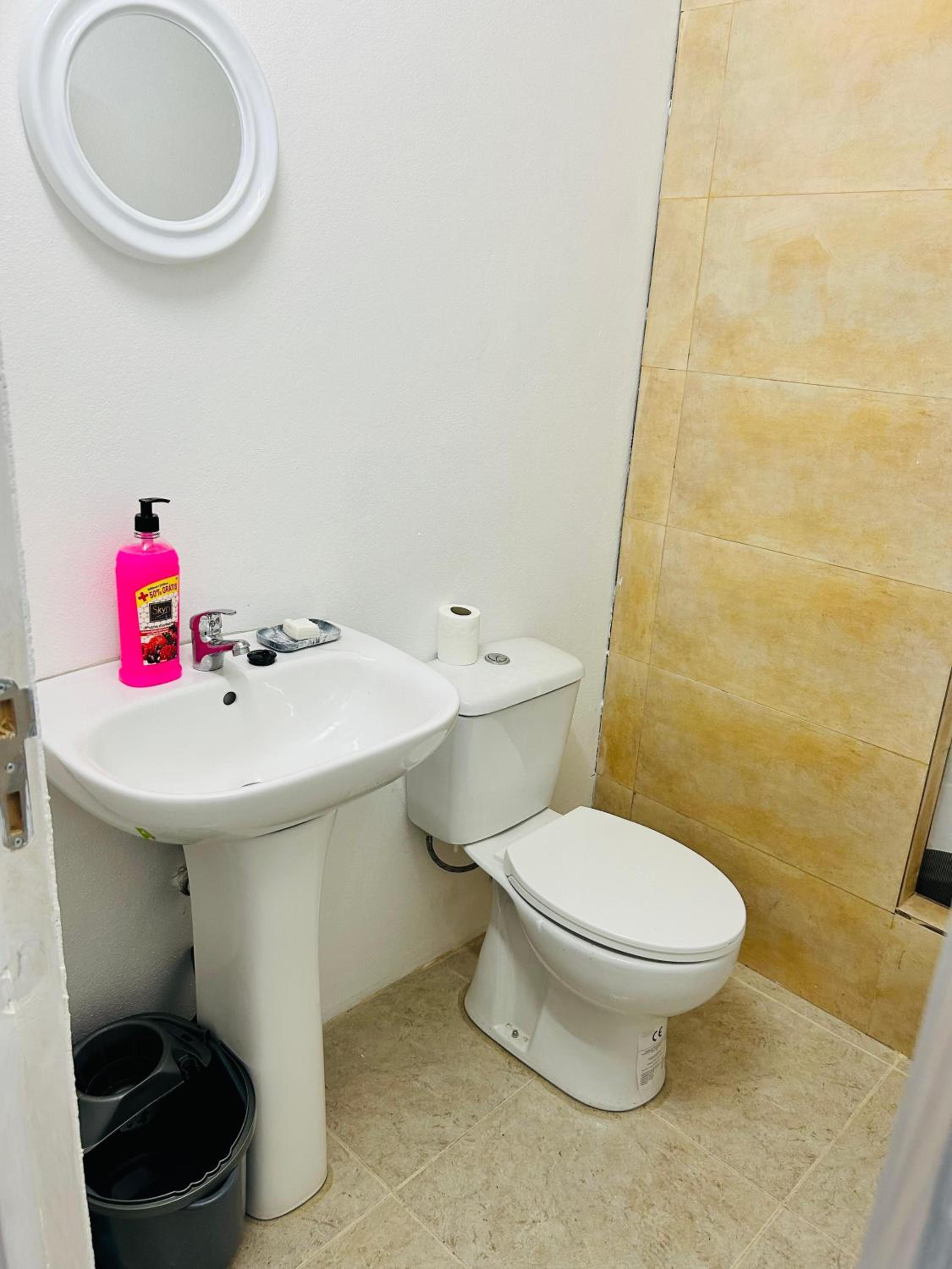 JAPJI GUEST HOUSE ESMERIZ