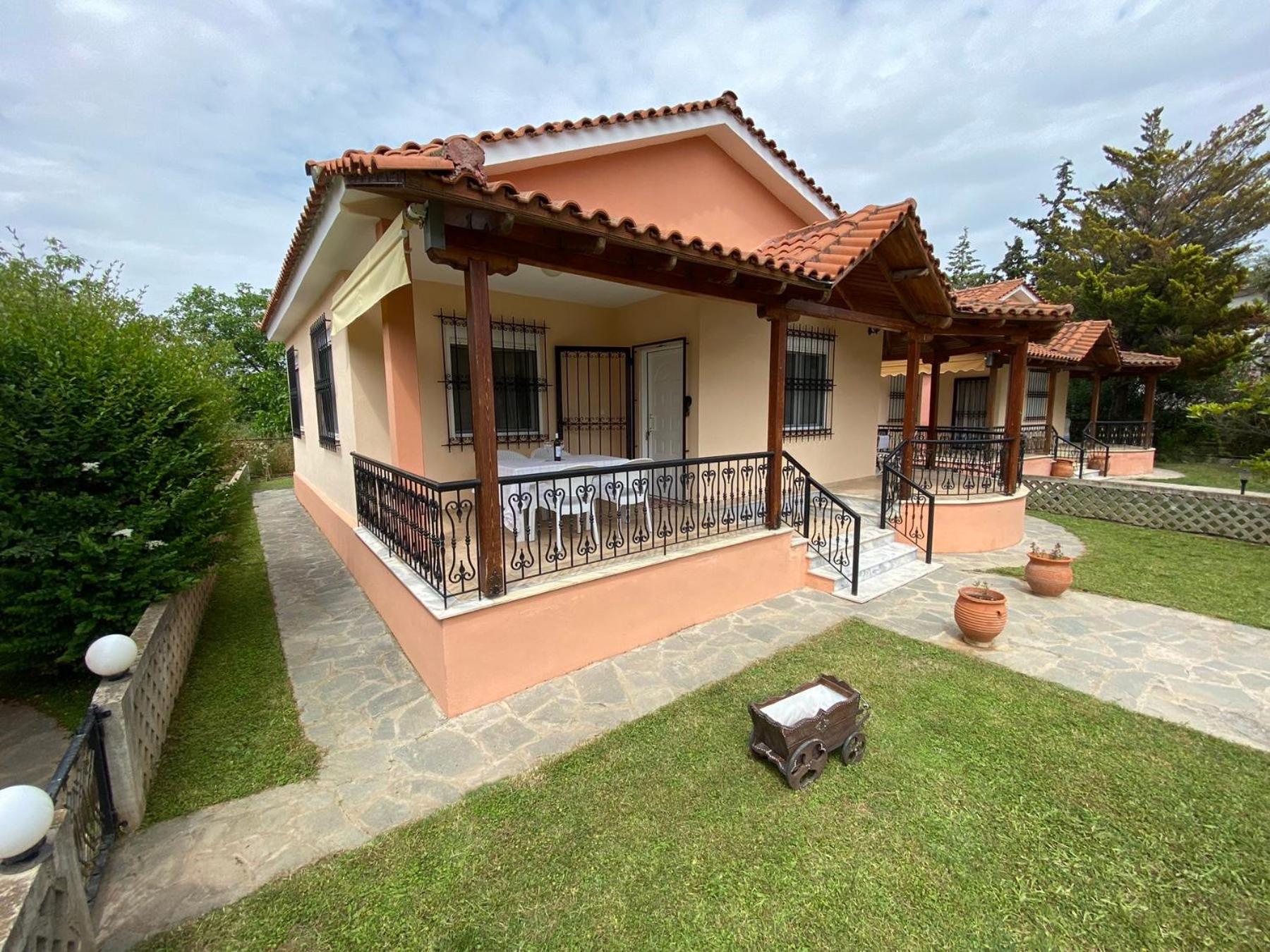 Seaside Villa Efi