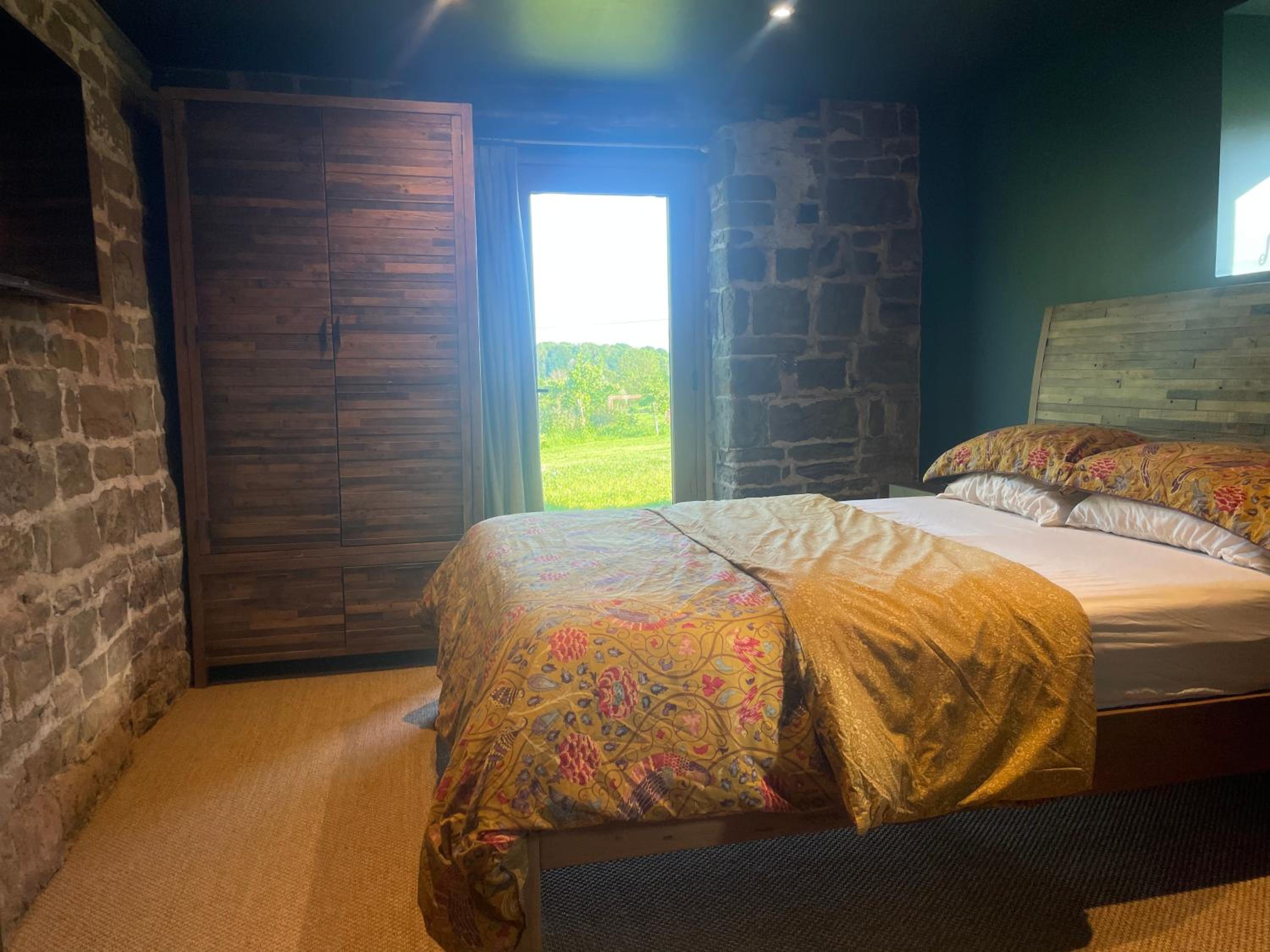Orchard Barn