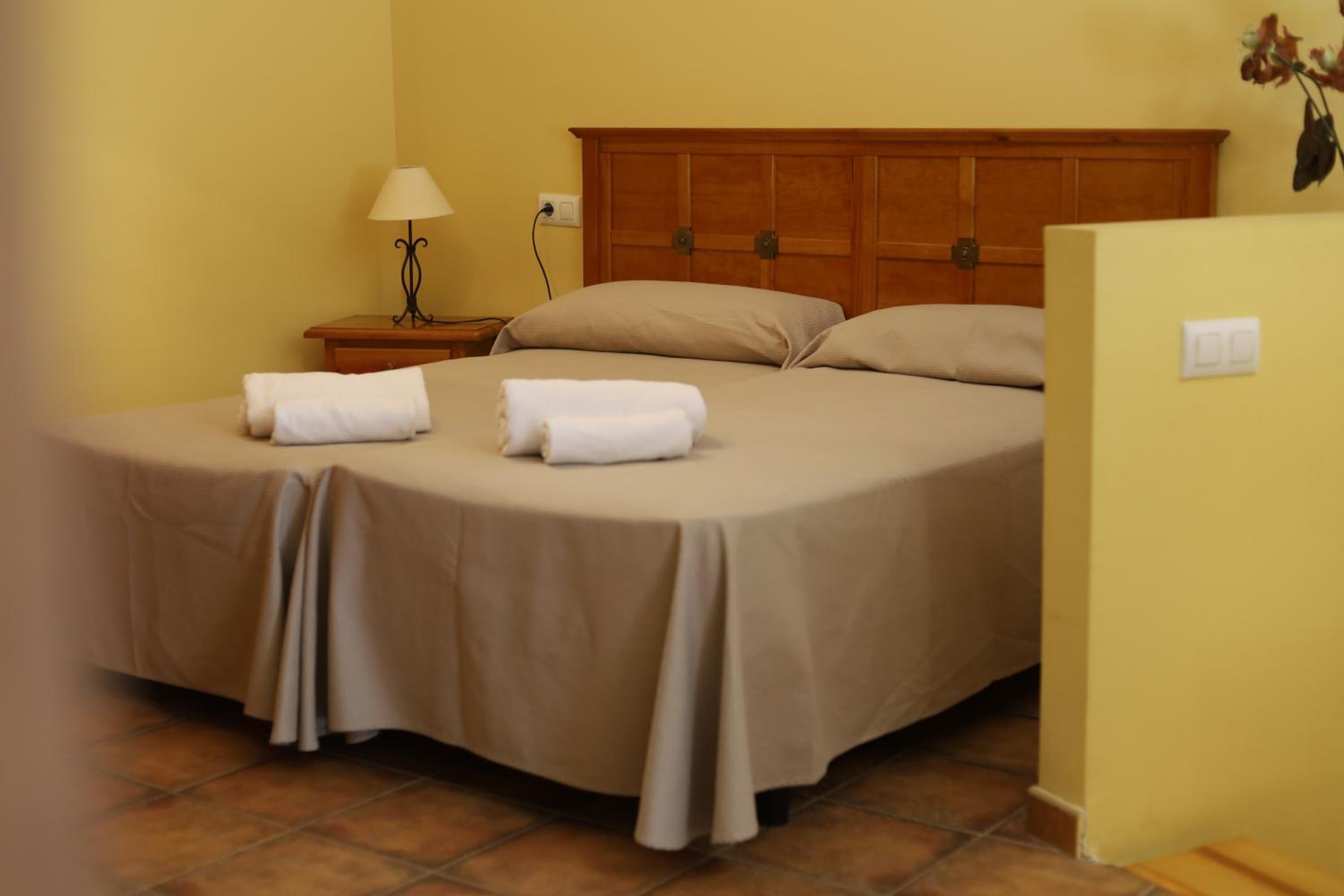 Hospedium DLJ Enjoy Cazorla apartamentos