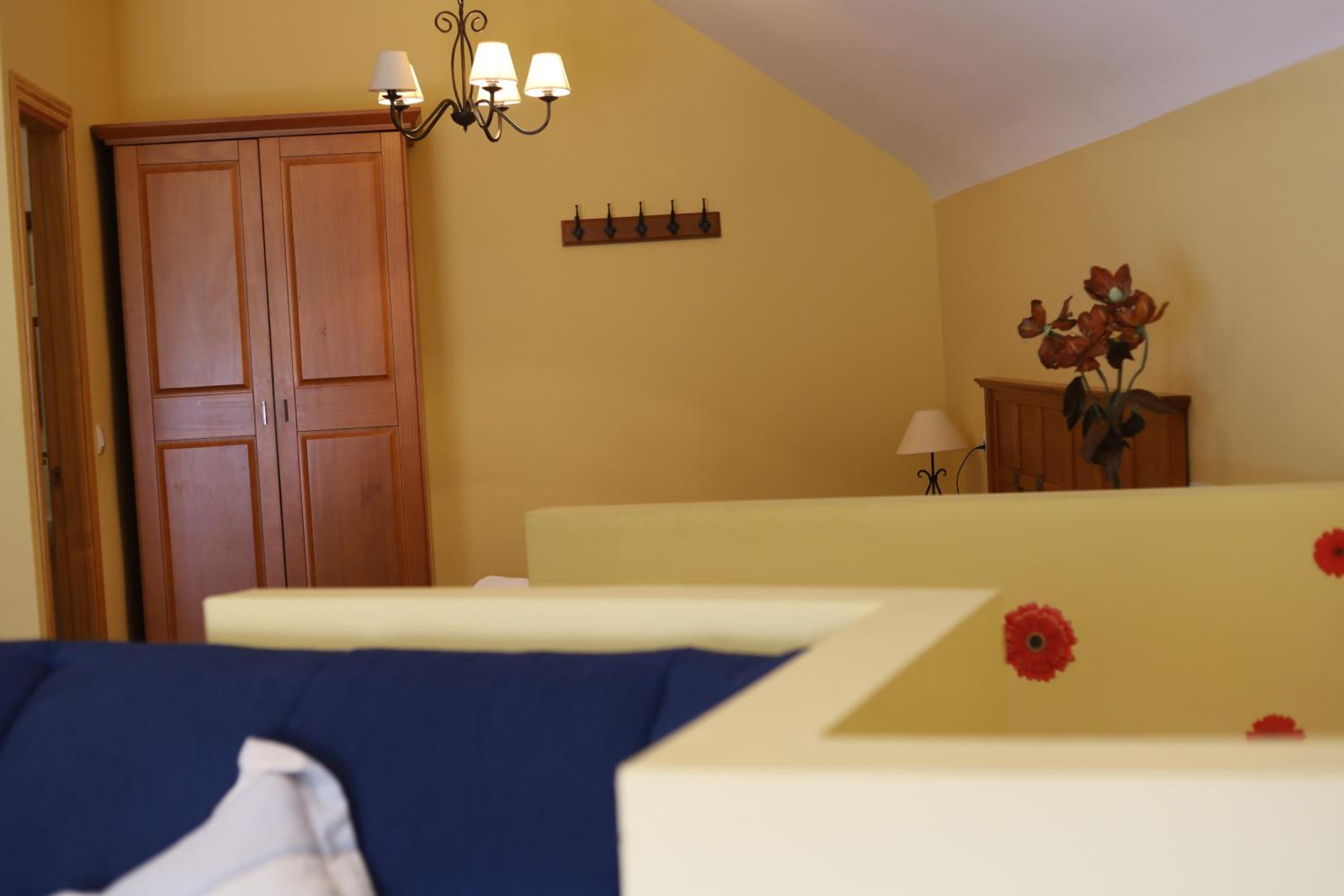 Hospedium DLJ Enjoy Cazorla apartamentos