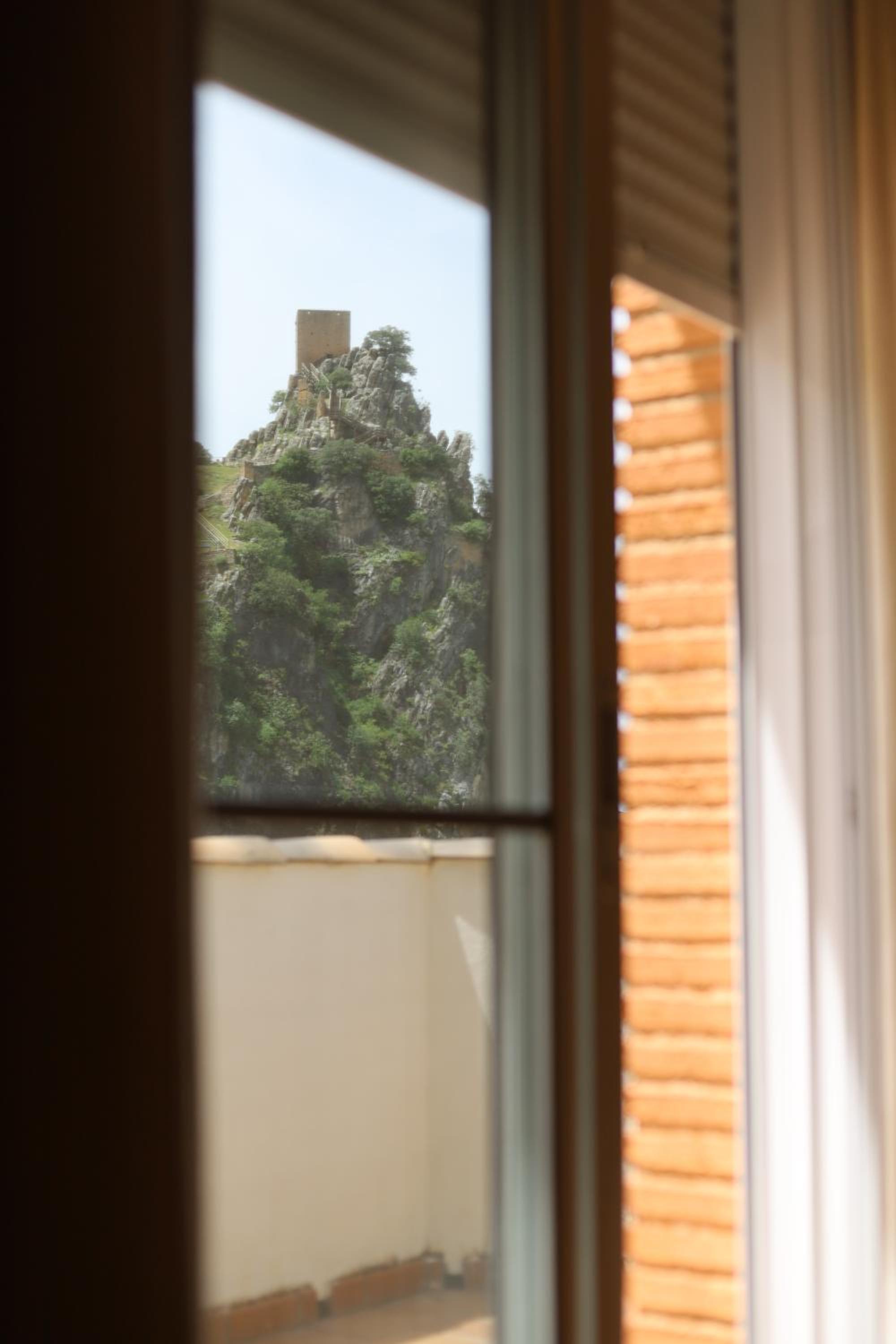 Hospedium DLJ Enjoy Cazorla apartamentos