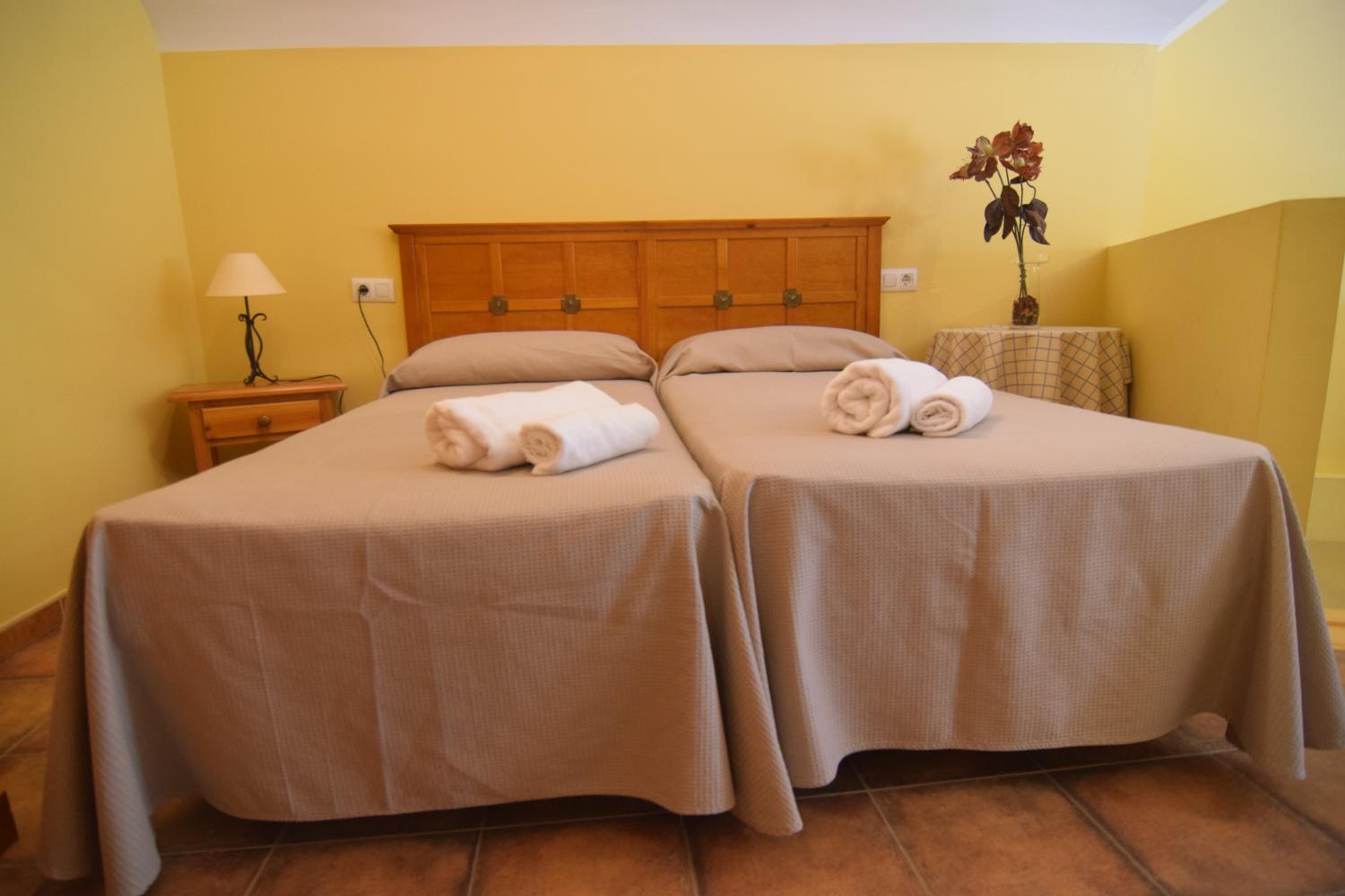 Hospedium DLJ Enjoy Cazorla apartamentos