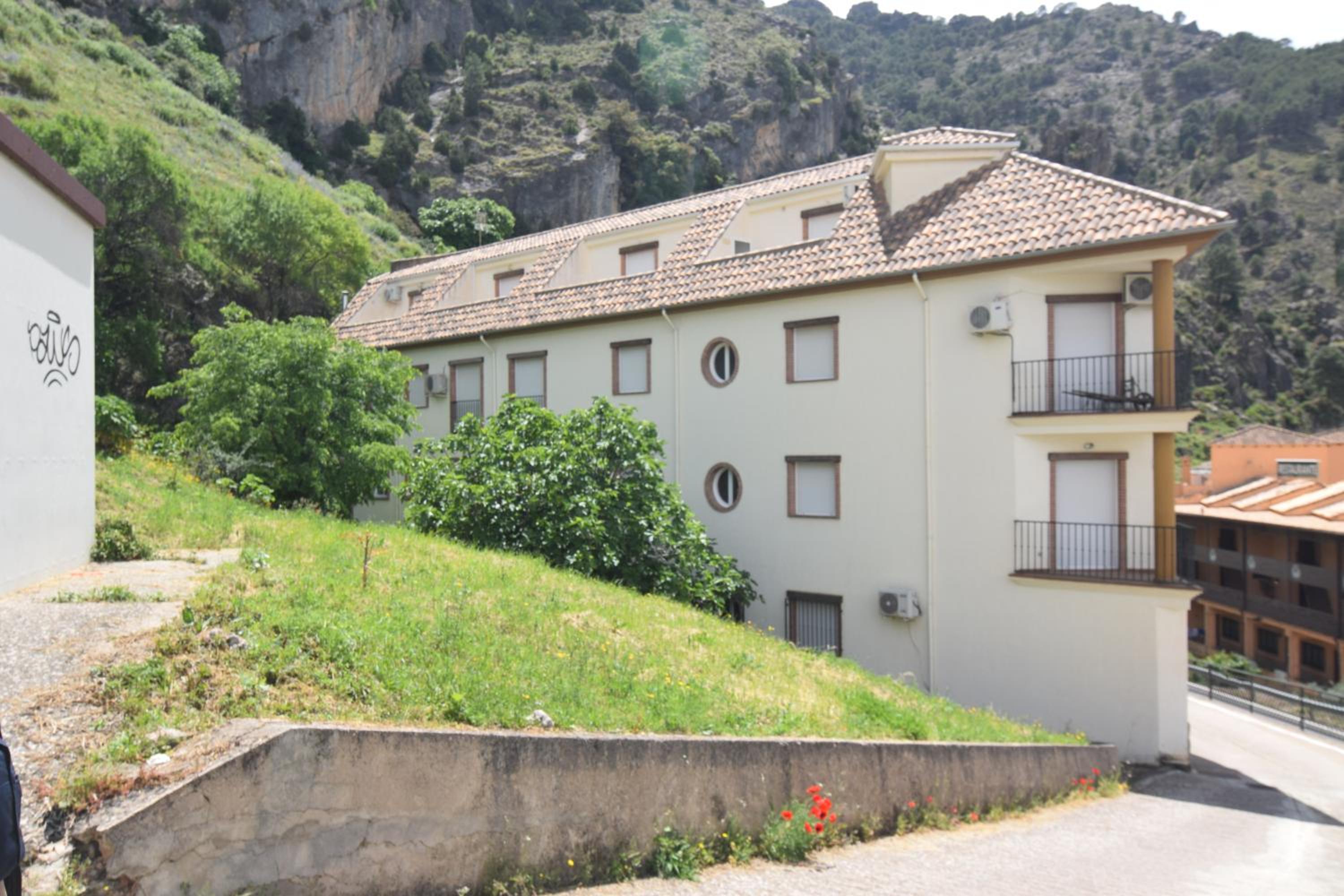 Hospedium DLJ Enjoy Cazorla apartamentos