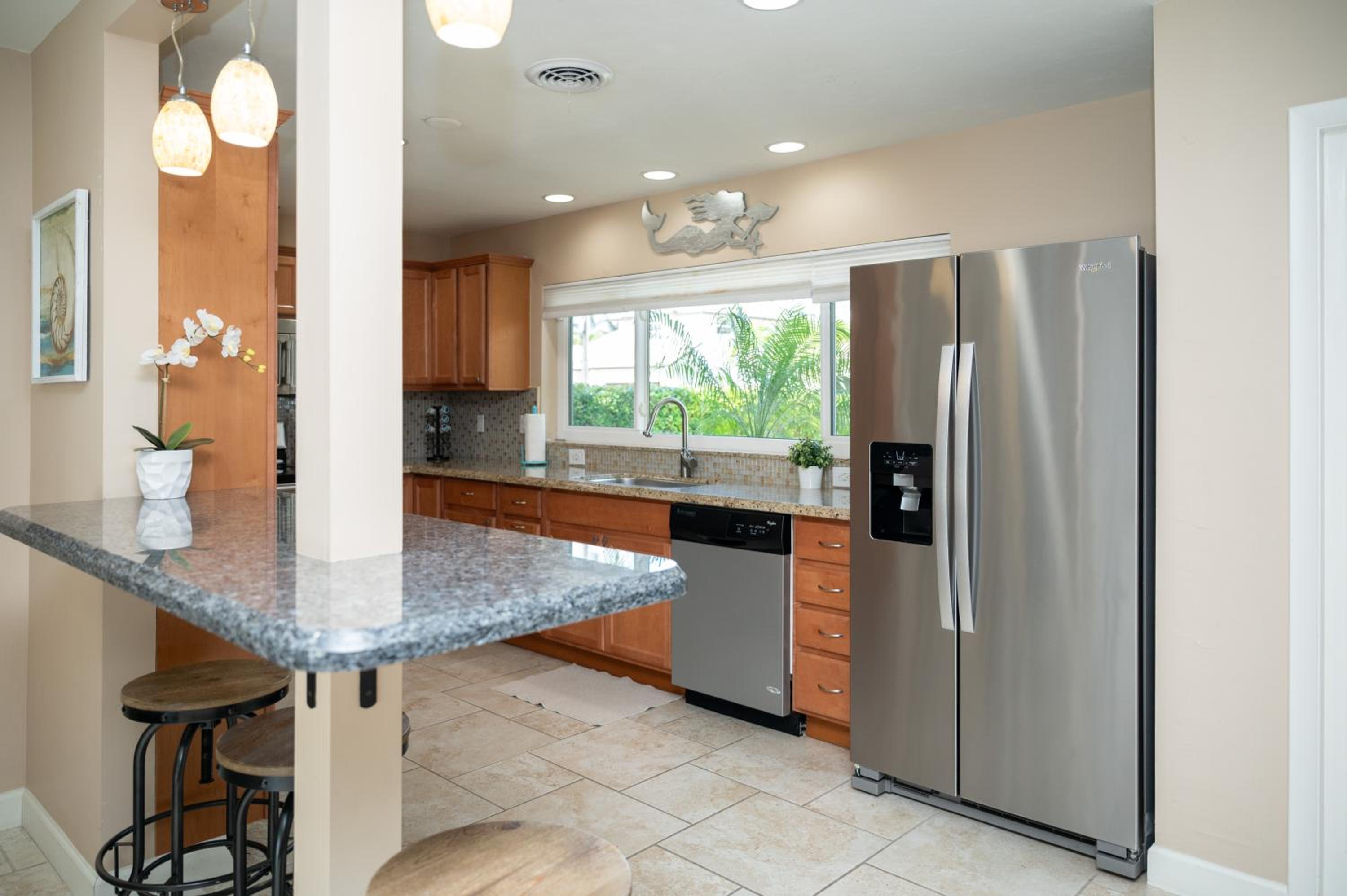 Charming Beach House w/Private Pool Paradise~WALK TO BEACH
