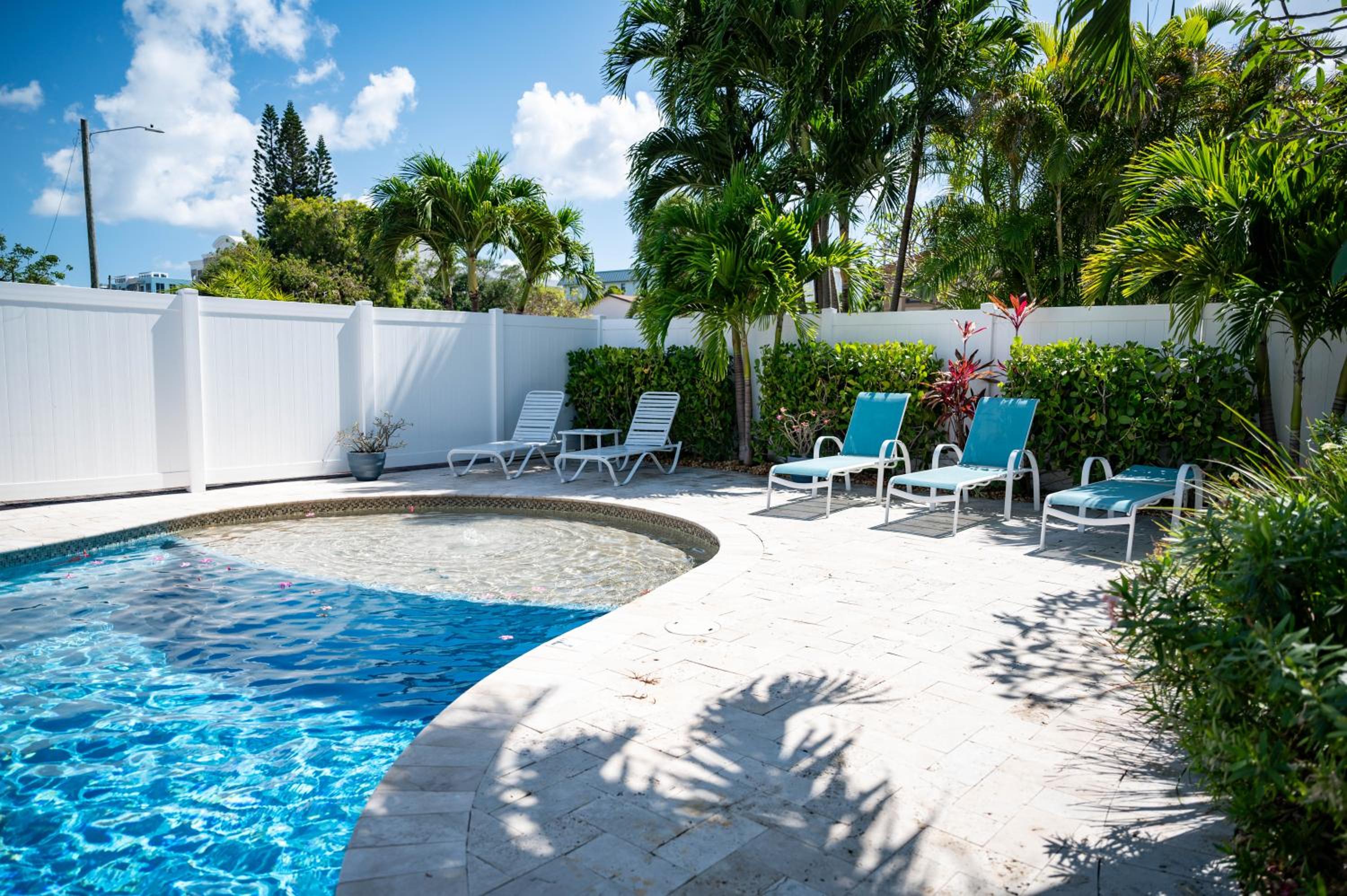 Charming Beach House w/Private Pool Paradise~WALK TO BEACH