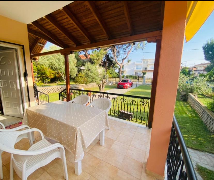Seaside Villa Efi