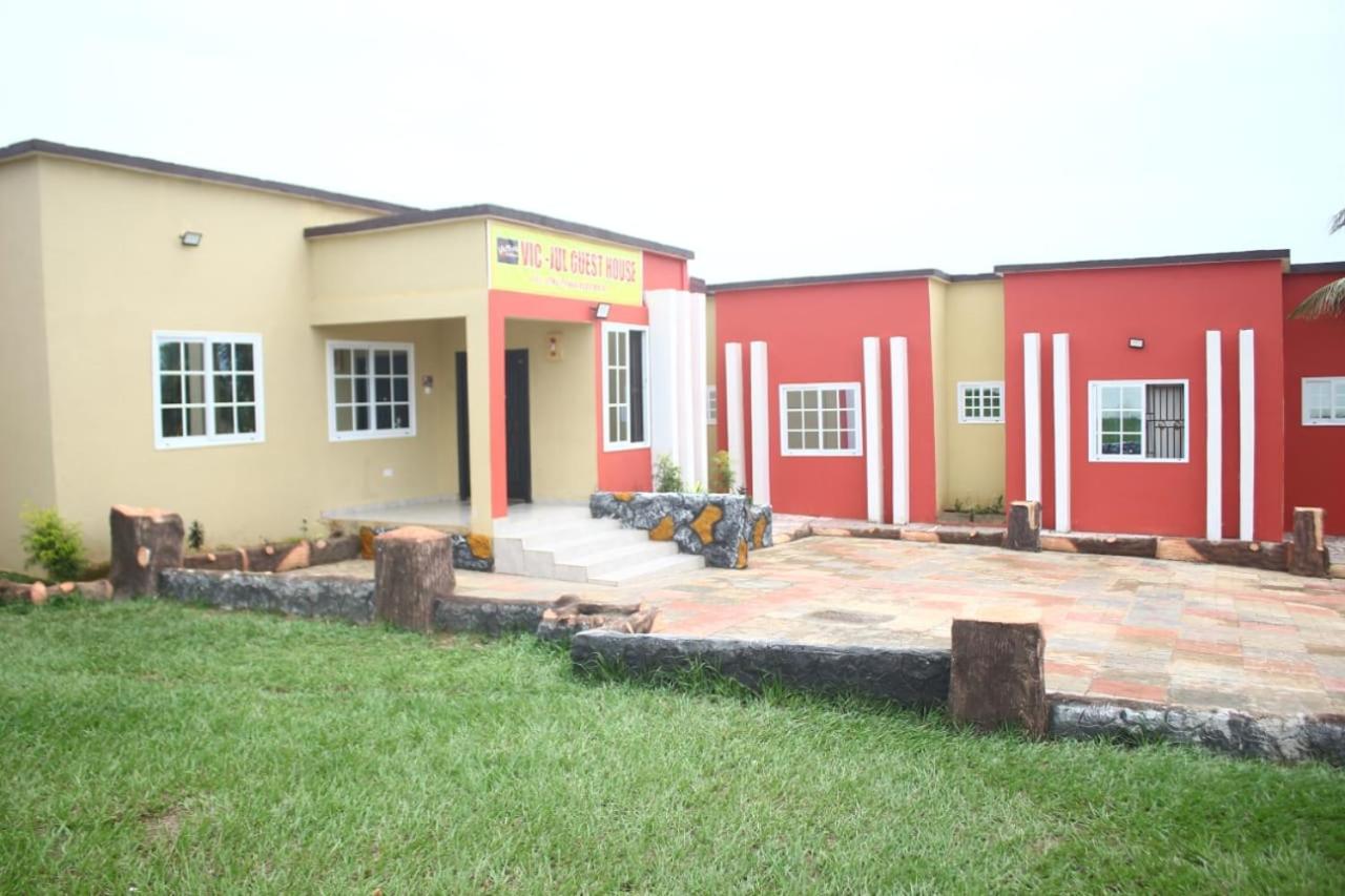 Vic-Jul Guest House
