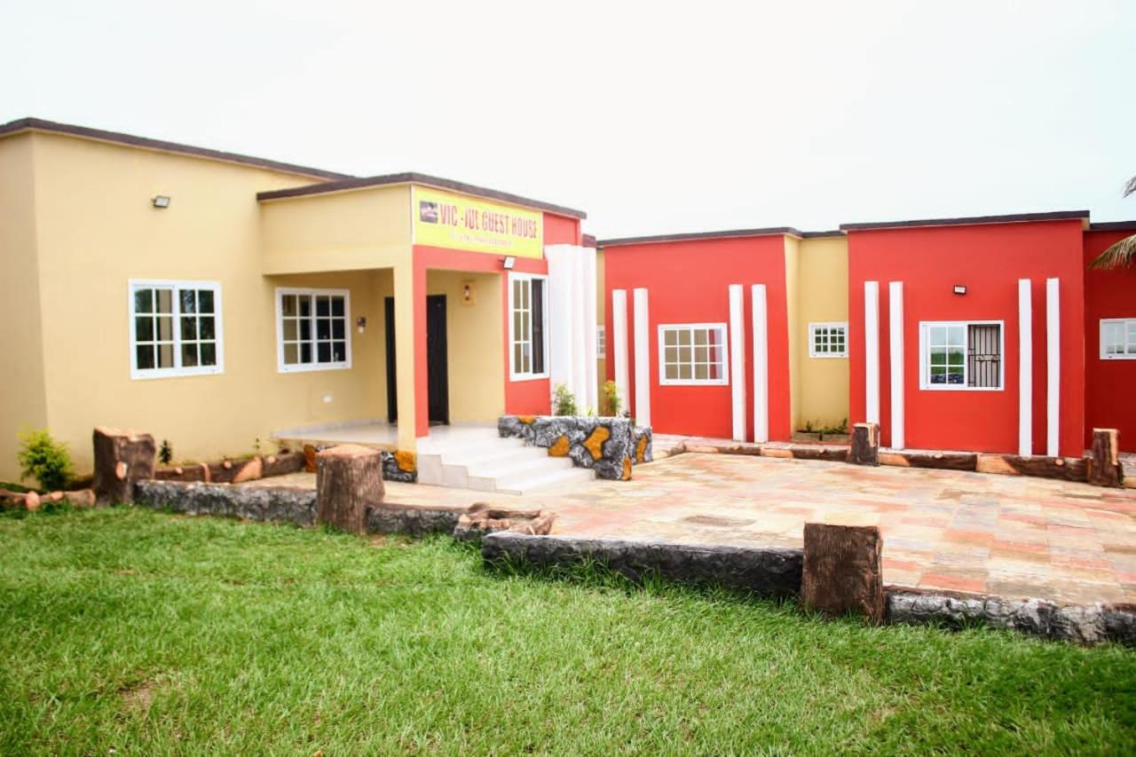 Vic-Jul Guest House