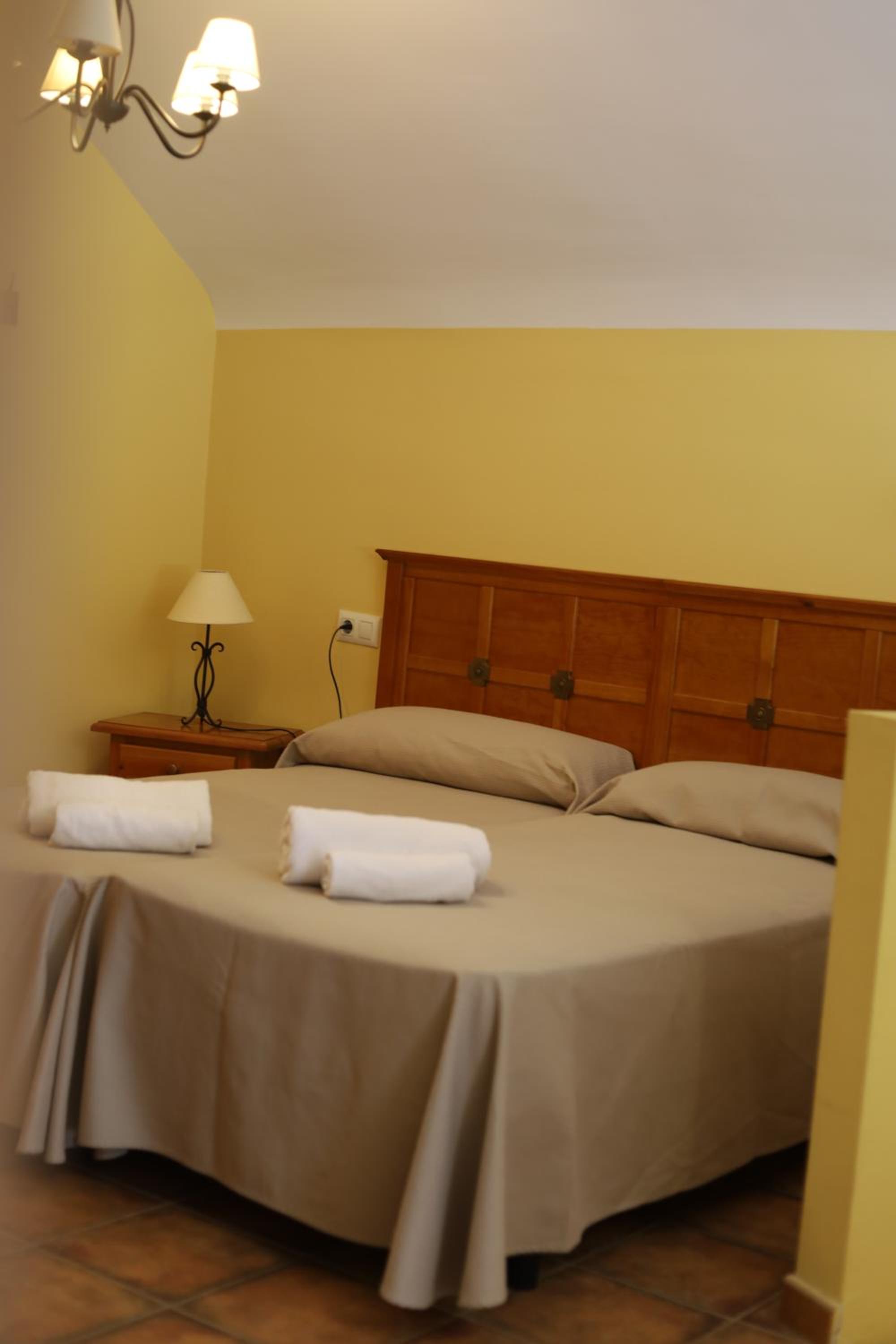 Hospedium DLJ Enjoy Cazorla apartamentos