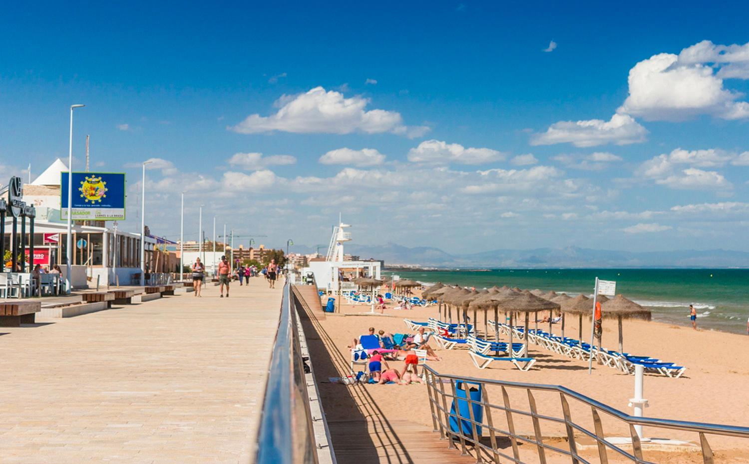 Apartamentos Soleados cerca de la playa La Mata