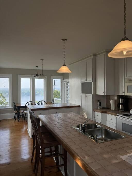 The Views - Lake on the Mountain Resort