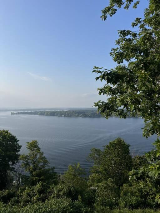 The Views - Lake on the Mountain Resort