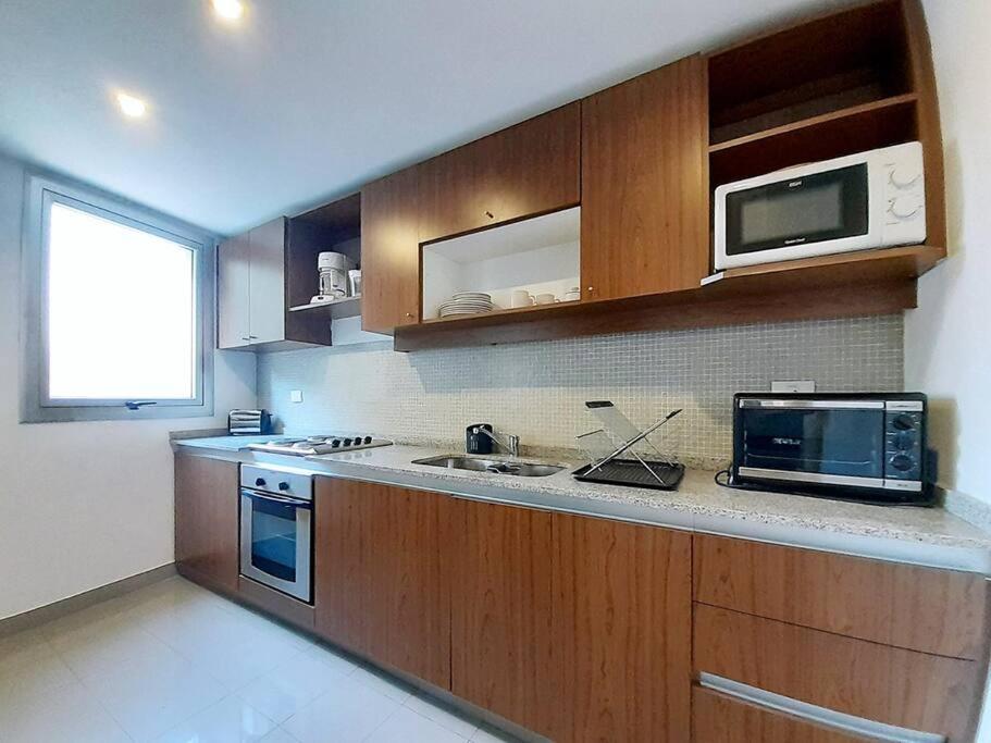 Cozy apartment in trendy neighborhood