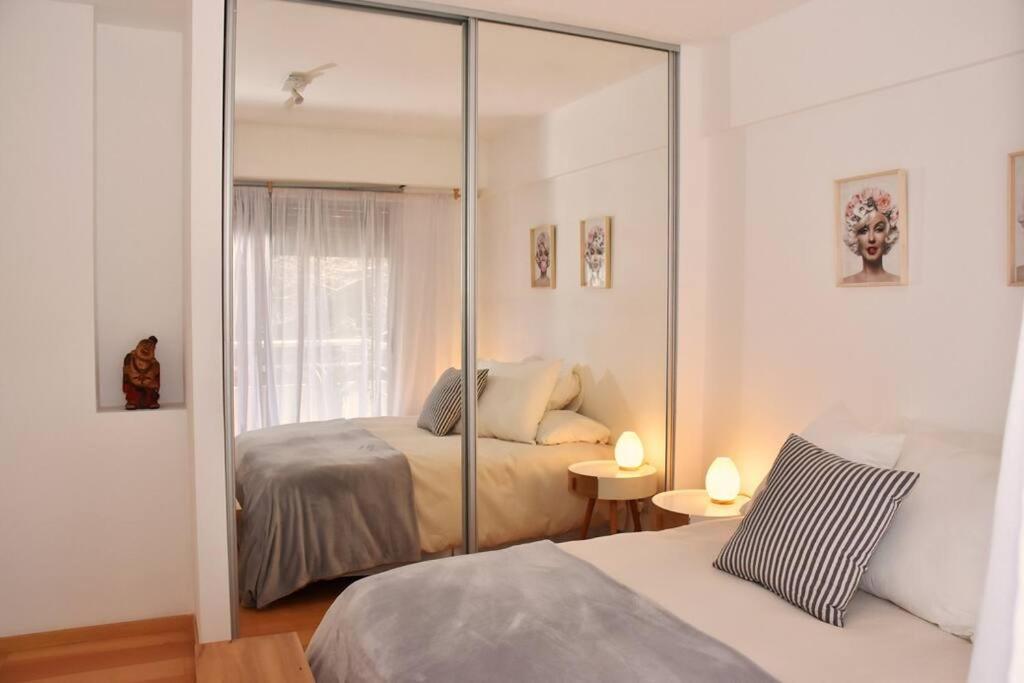 Cozy apartment in trendy neighborhood