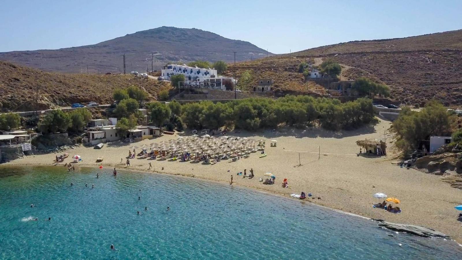 Hotel Kohili Kolibithra in Tinos - Image 1