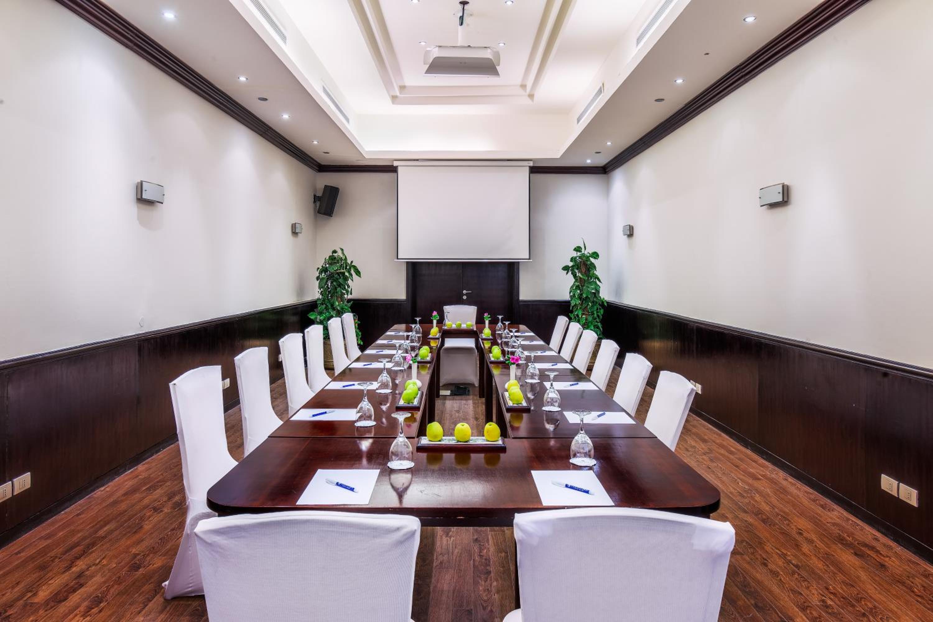 meeting & event spaces