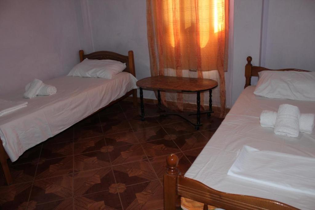 Xhejms Apartaments