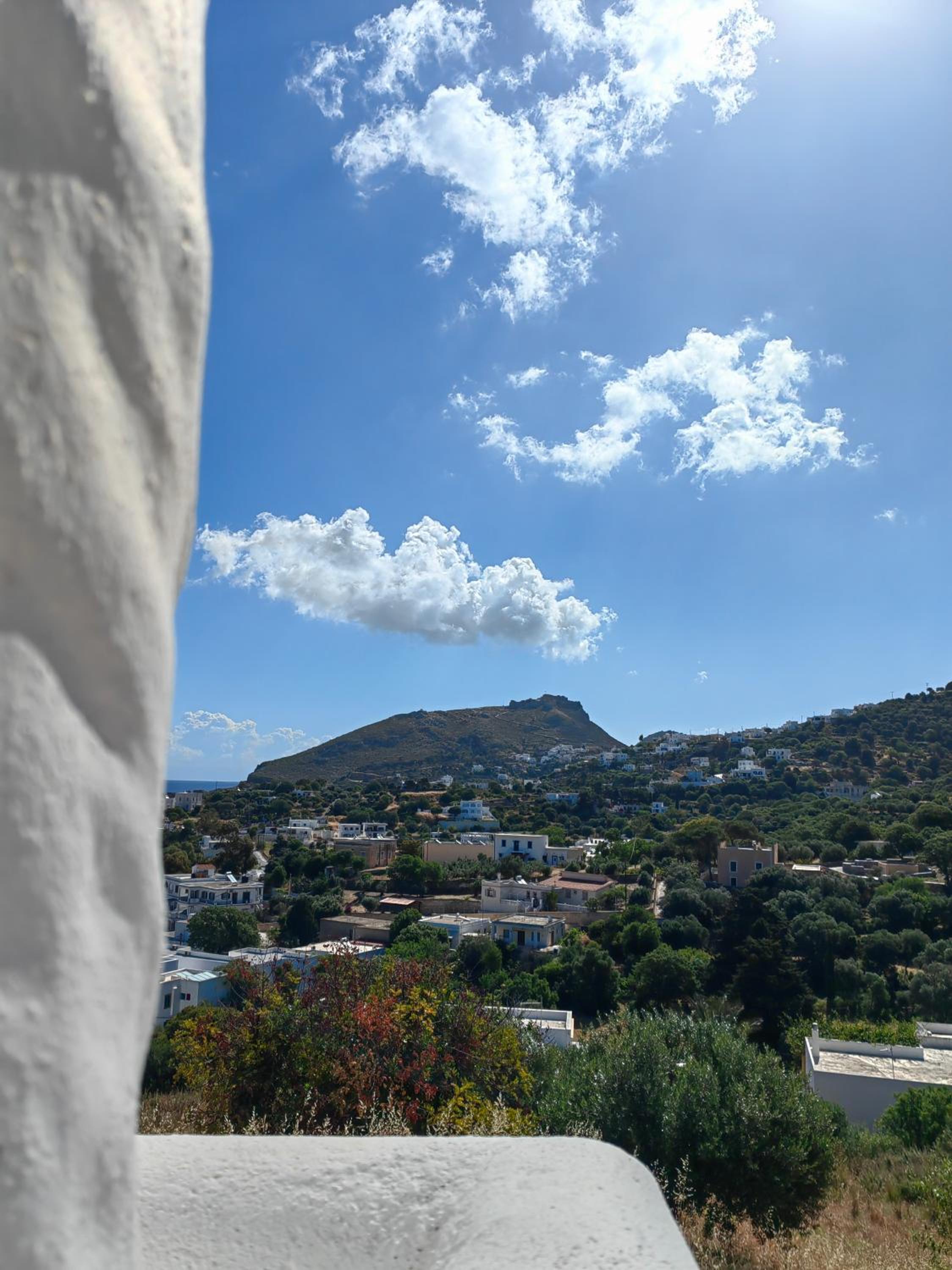 Manos' Edem view 3