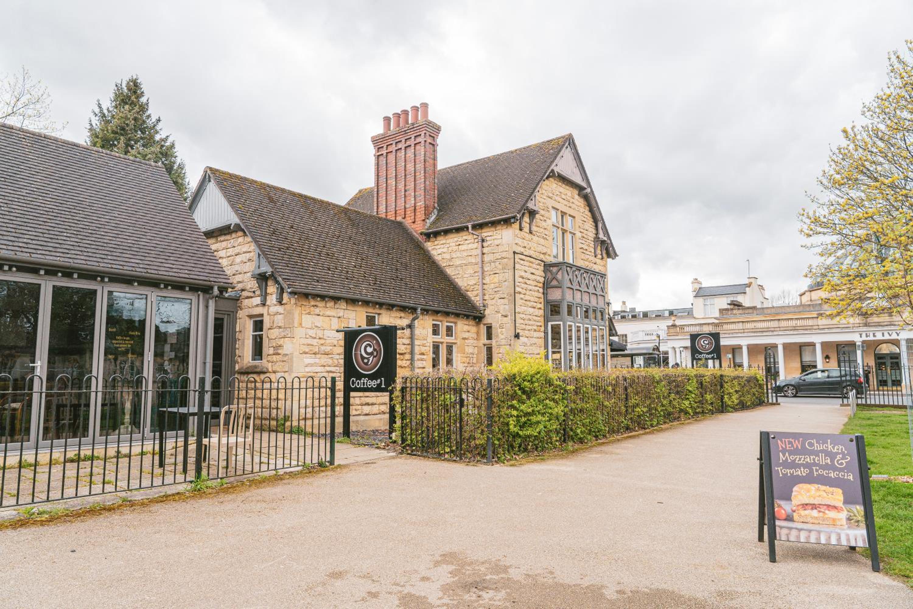 Tunstall House