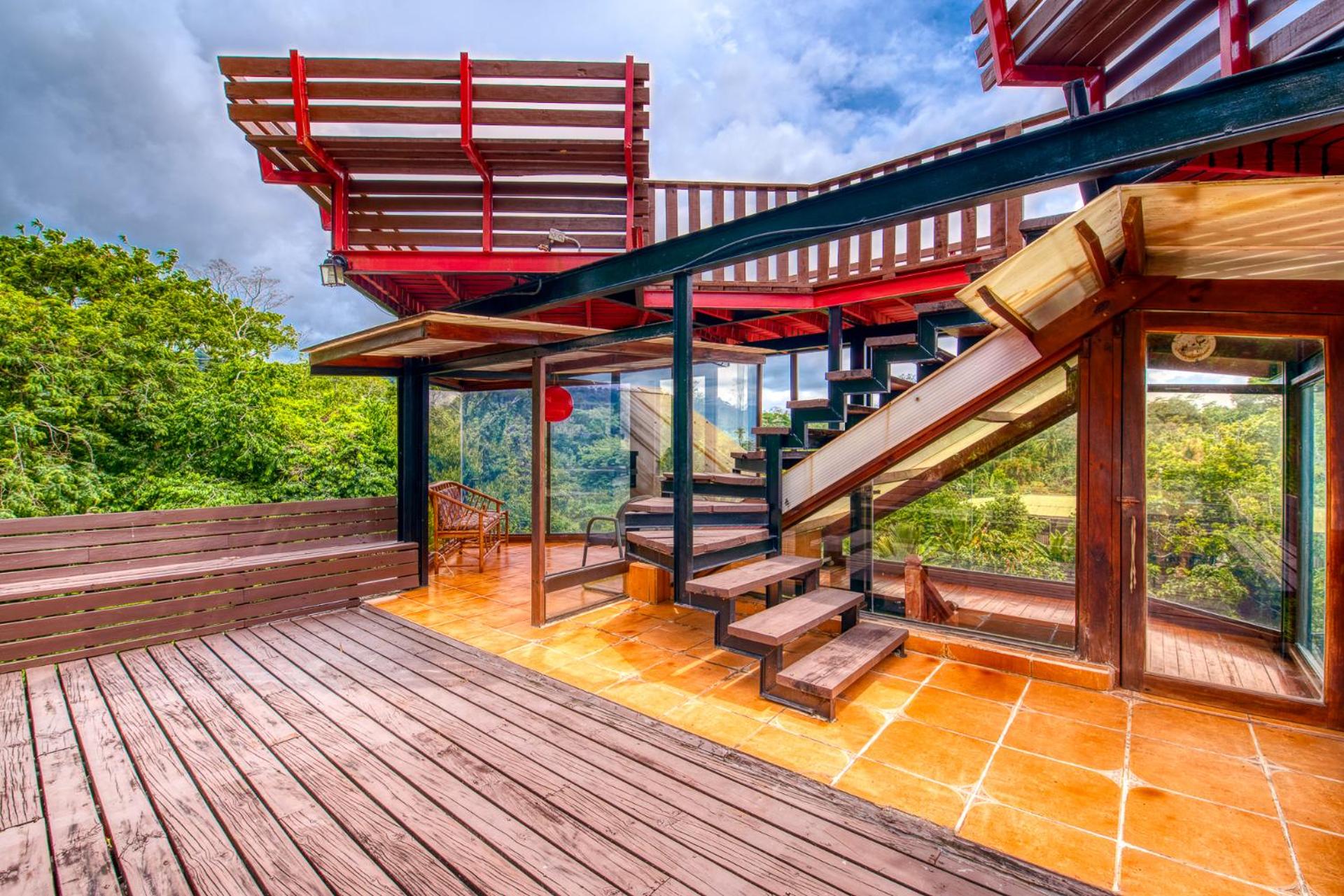 La Casa del Mango Pool Ocean Mountain Views