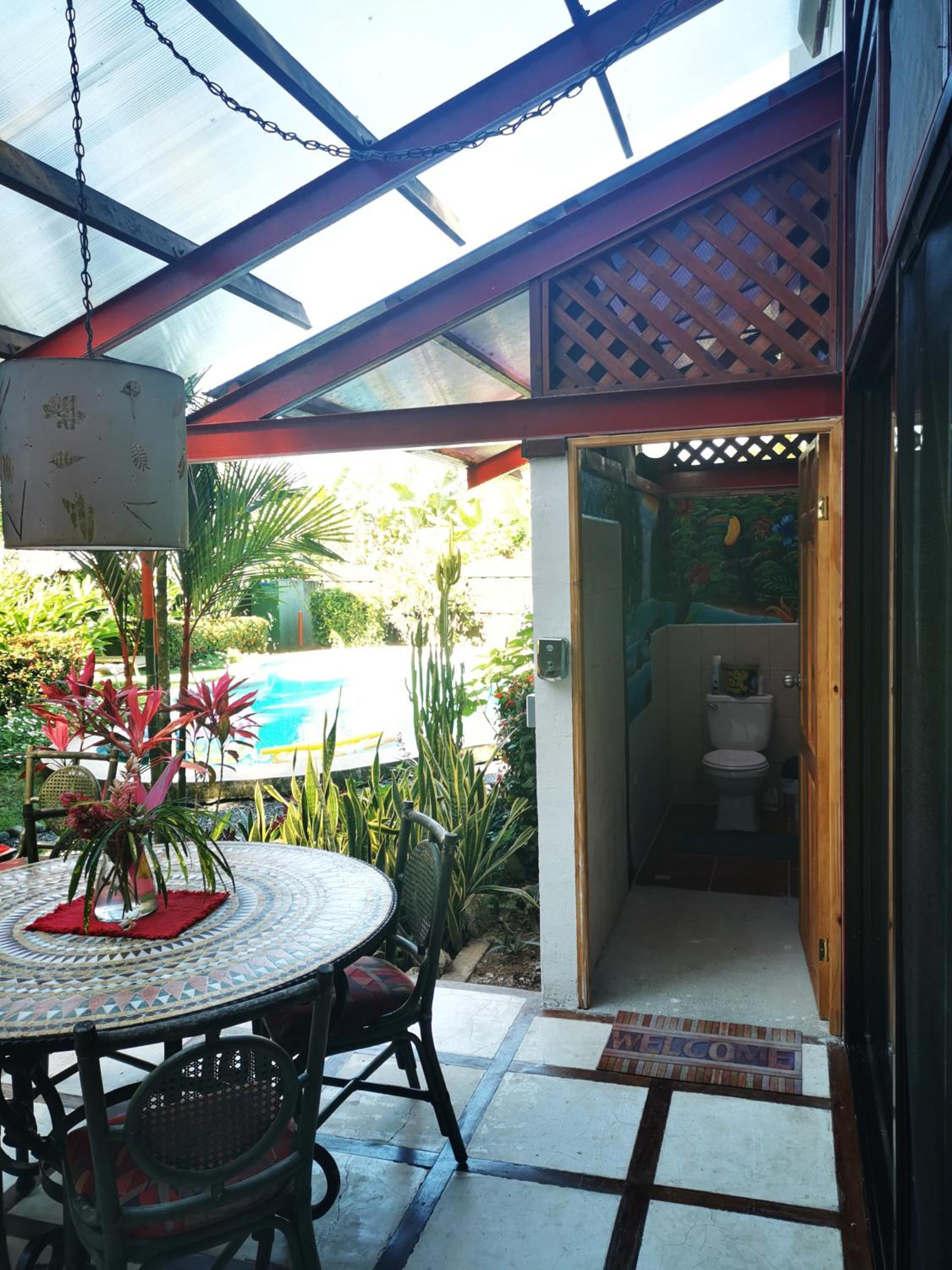 La Casa del Mango Pool Ocean Mountain Views