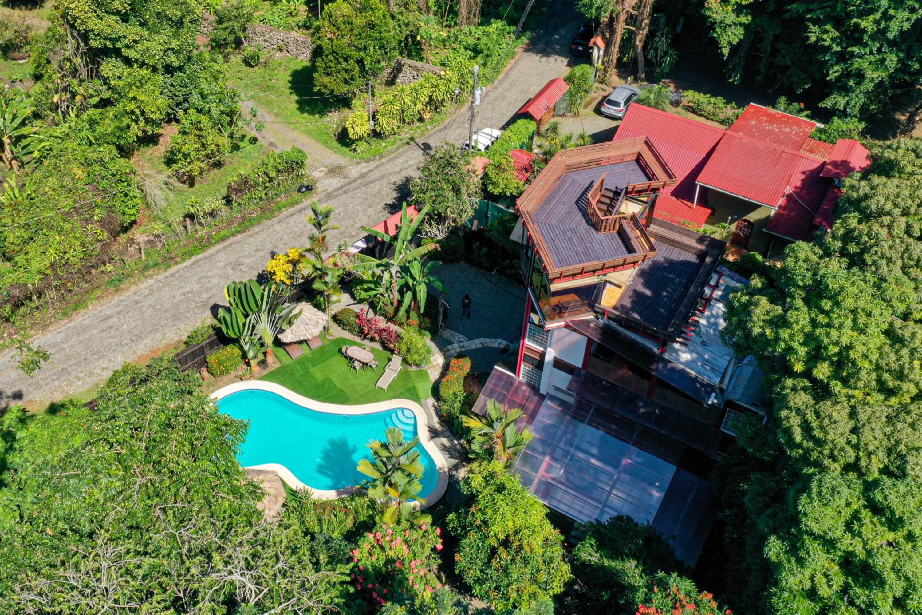 La Casa del Mango Pool Ocean Mountain Views