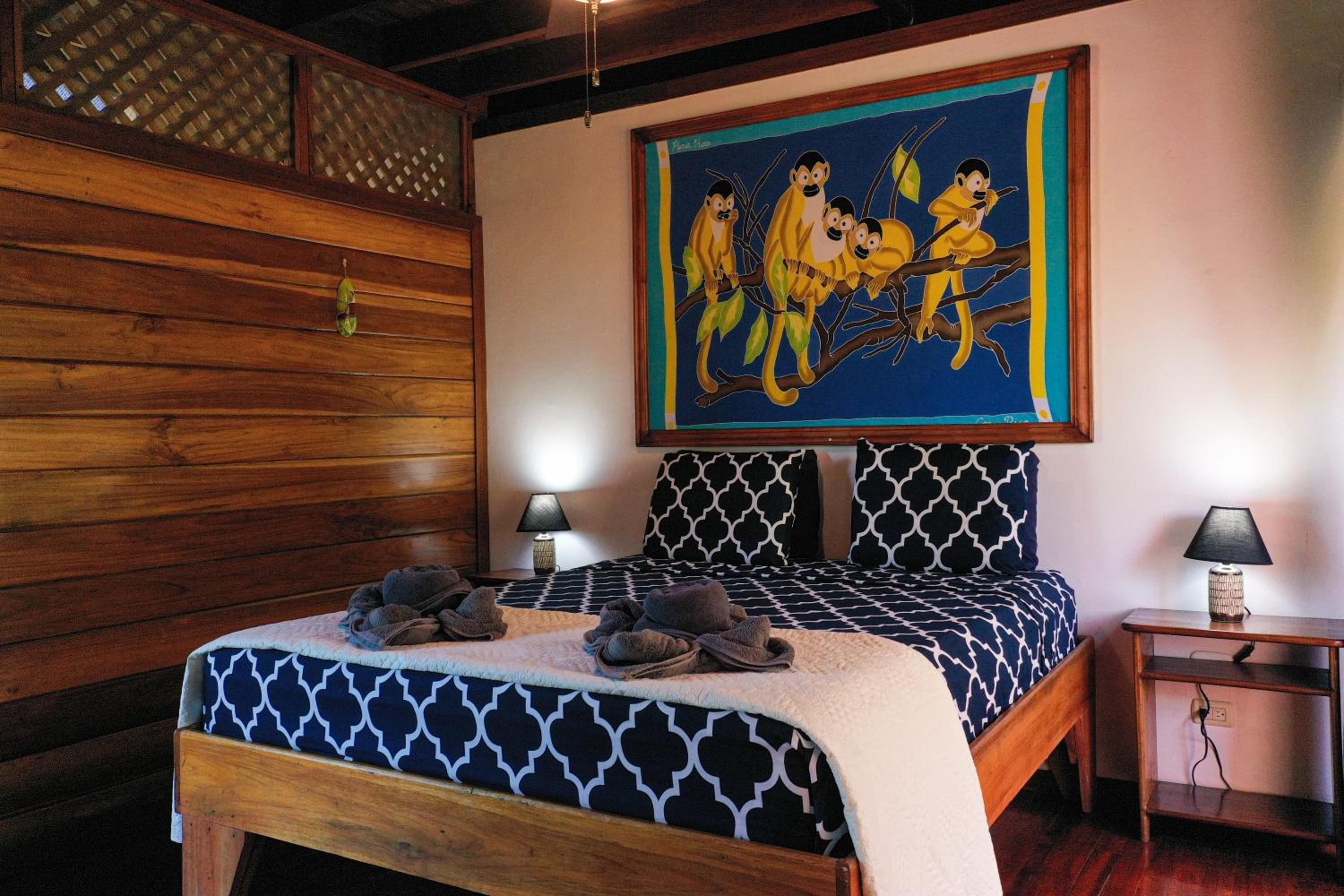 La Casa del Mango Pool Ocean Mountain Views
