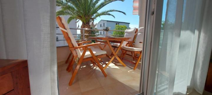 Fjaba Apartment