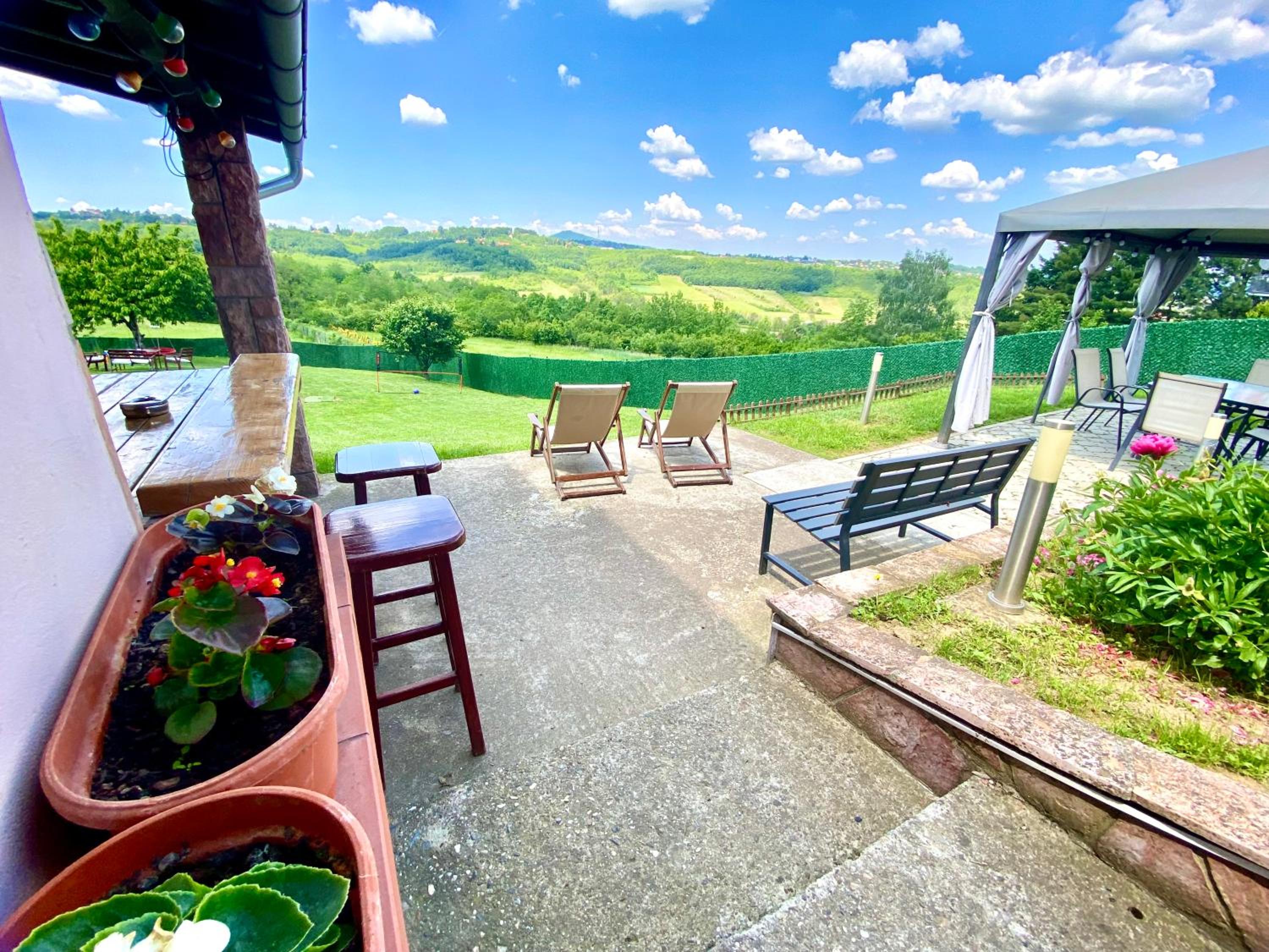 Photo 66