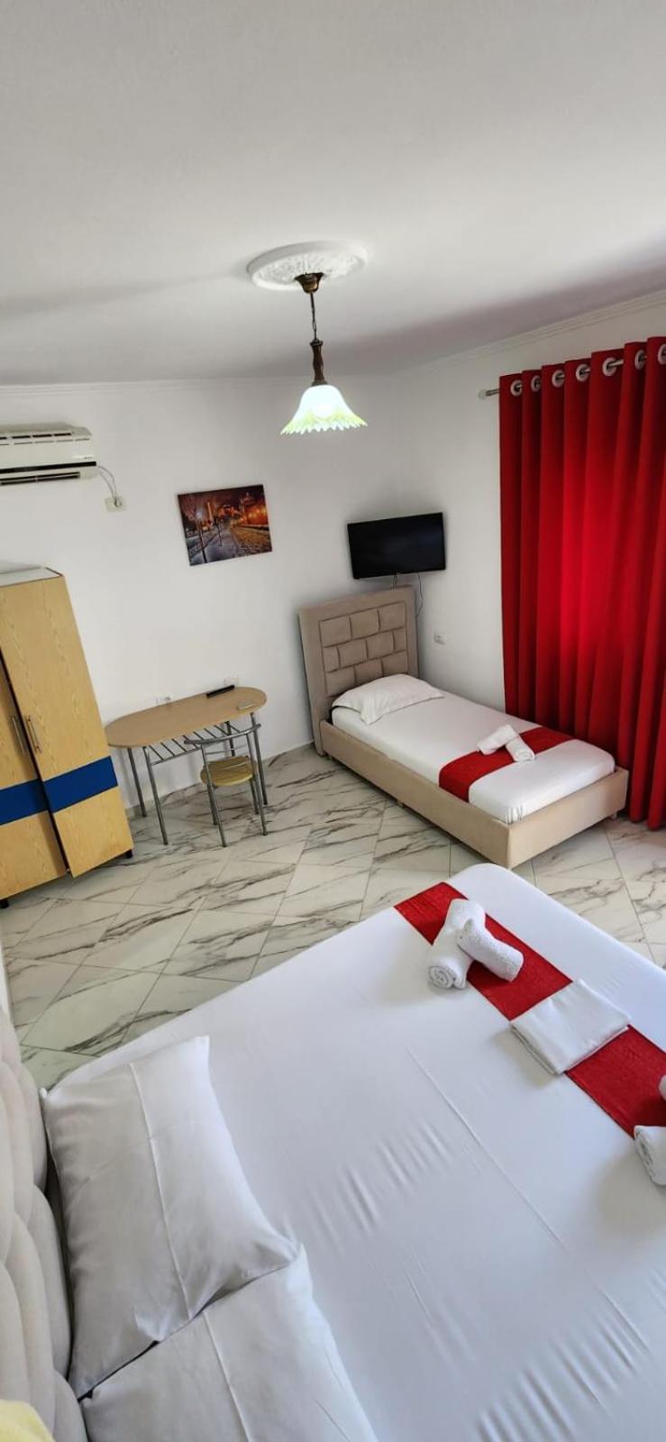 Koci Apartments