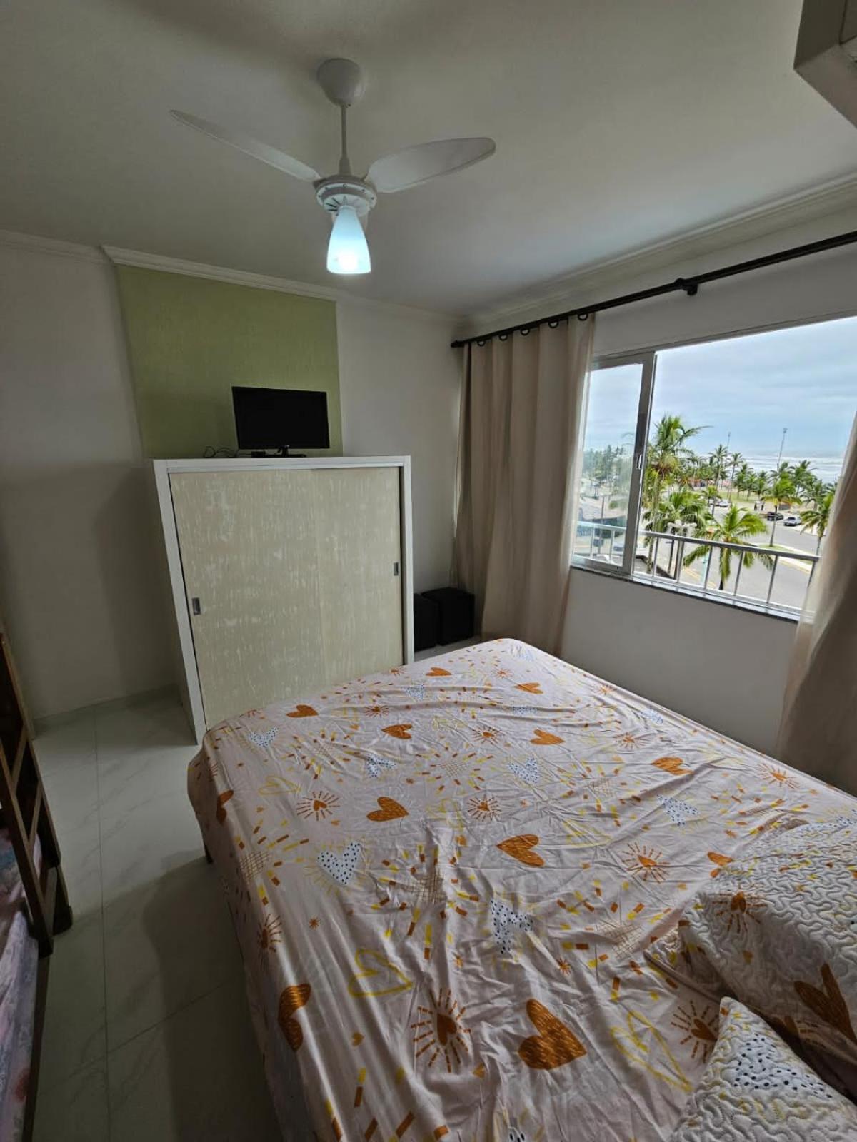 Apartamento Peruibe pé na areia!!!