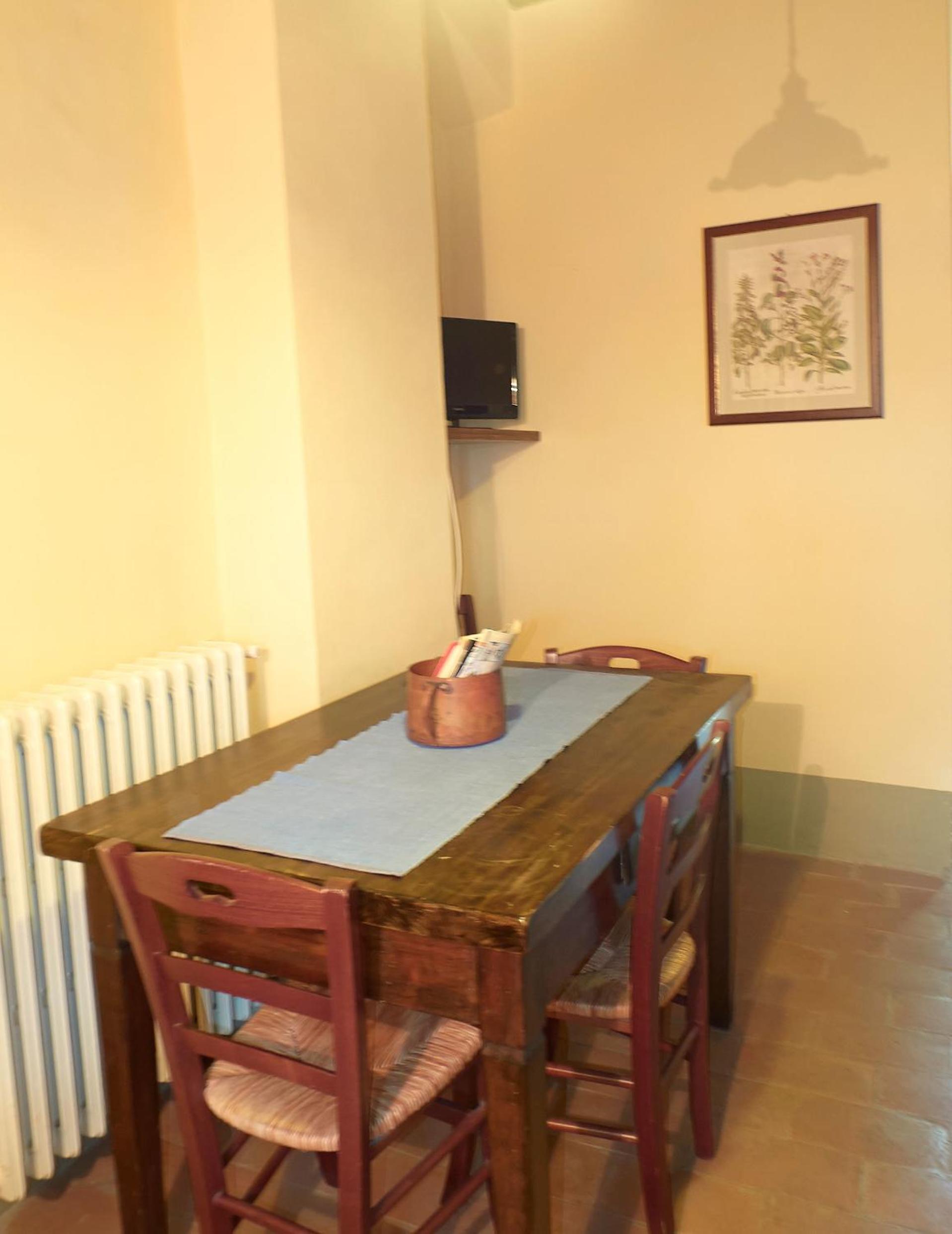La Casa Nova en Sansepolcro — kitchen
