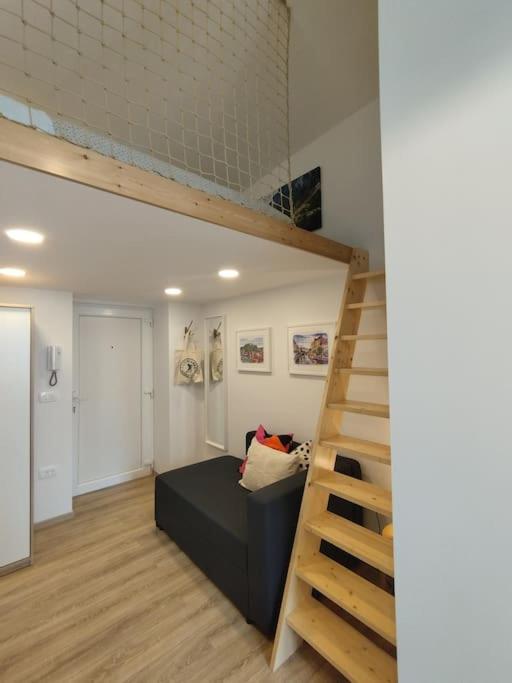 One-bedroom city apartment view 4