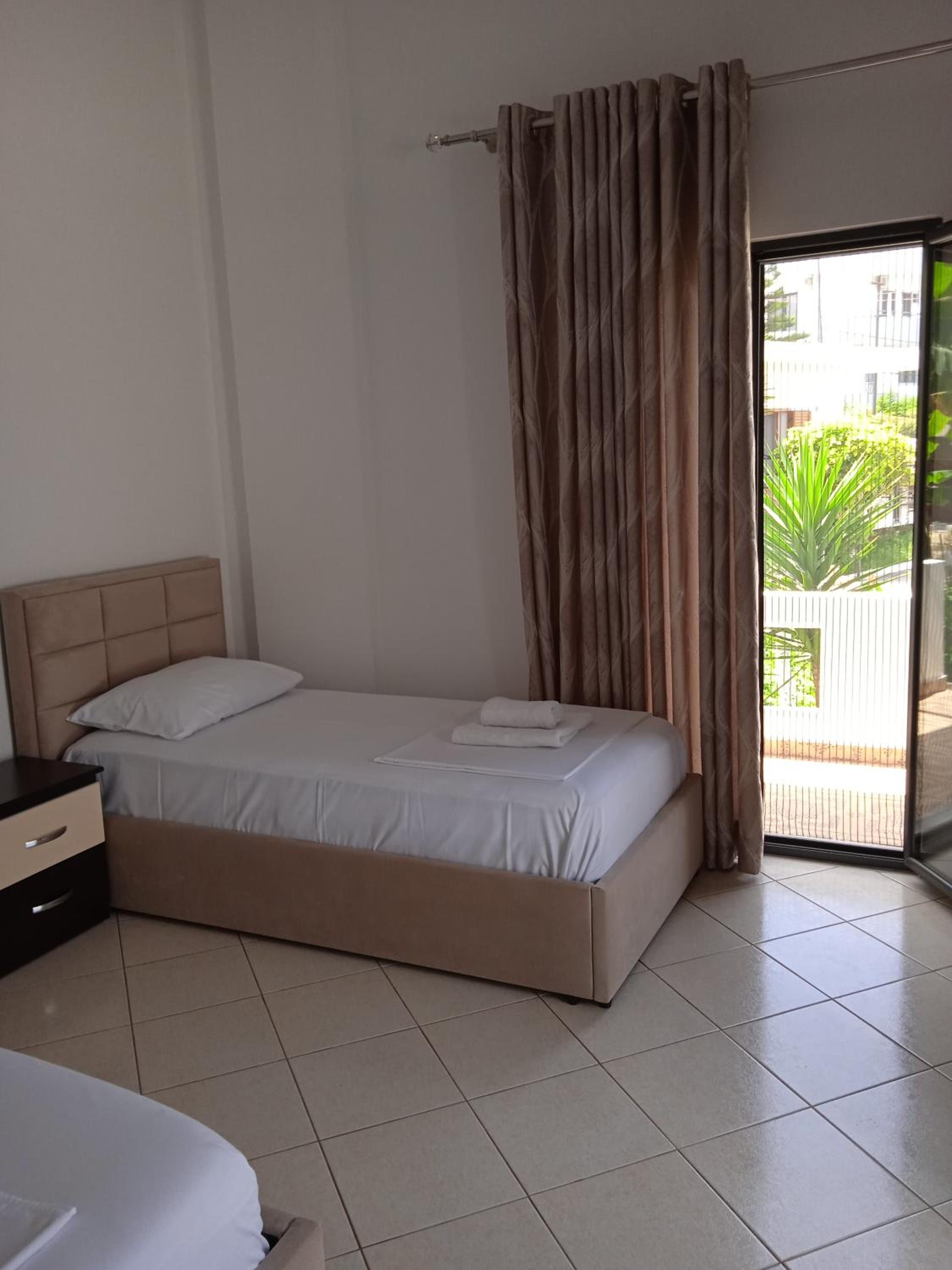 Vila F&M ksamil
