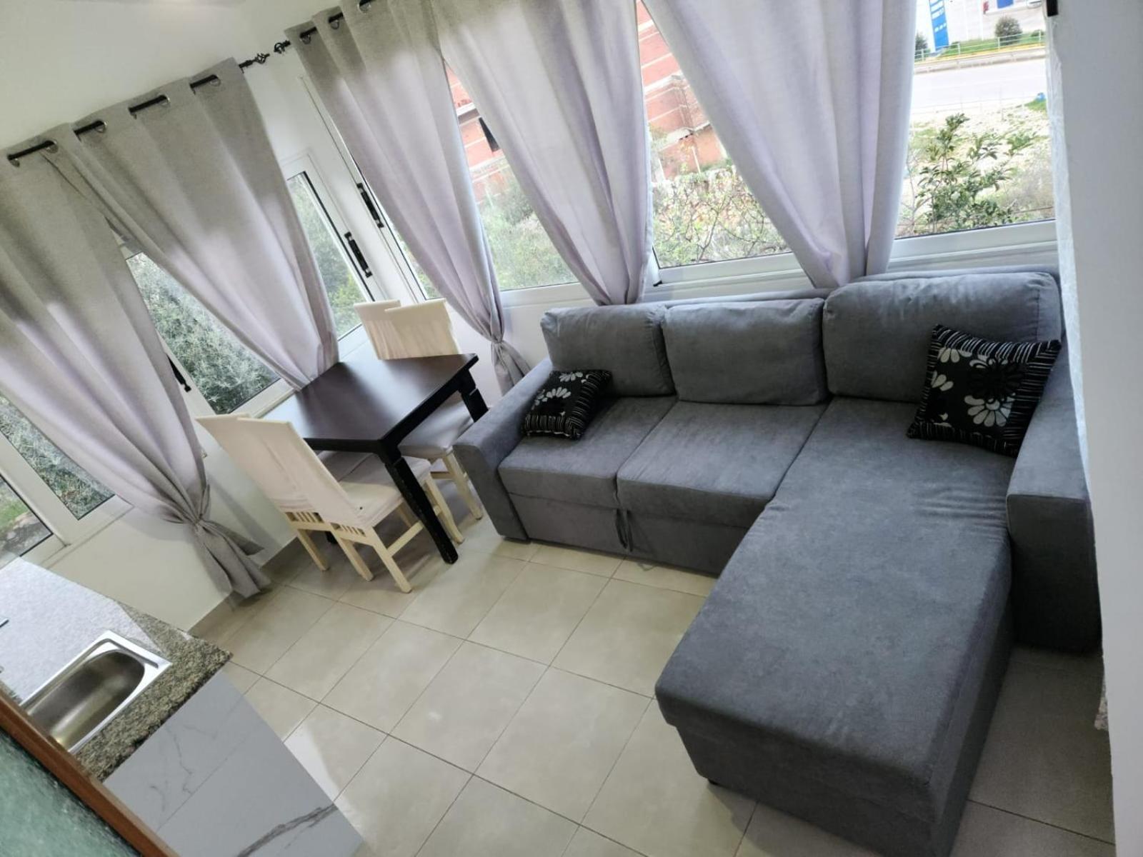Koci Apartments