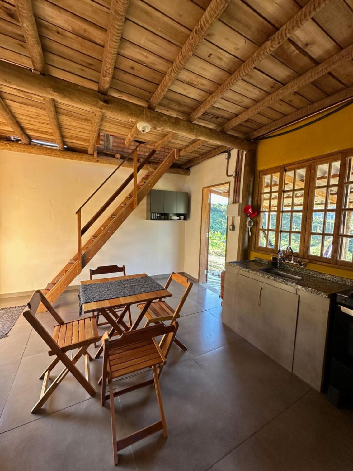 Chalé Rústico nas terras altas da Serra da Mantiqueira