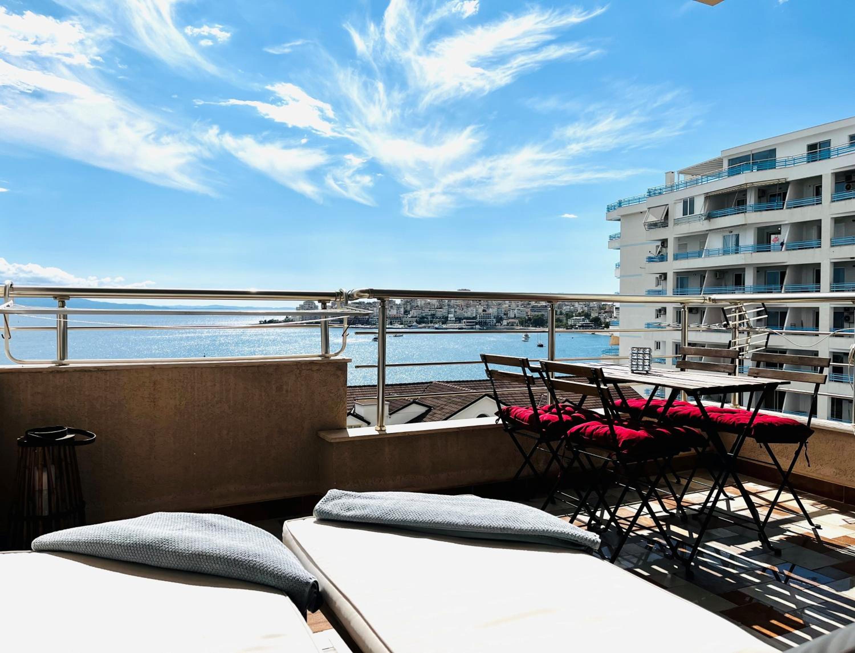Apartment HYGGE Seaside with full sea view