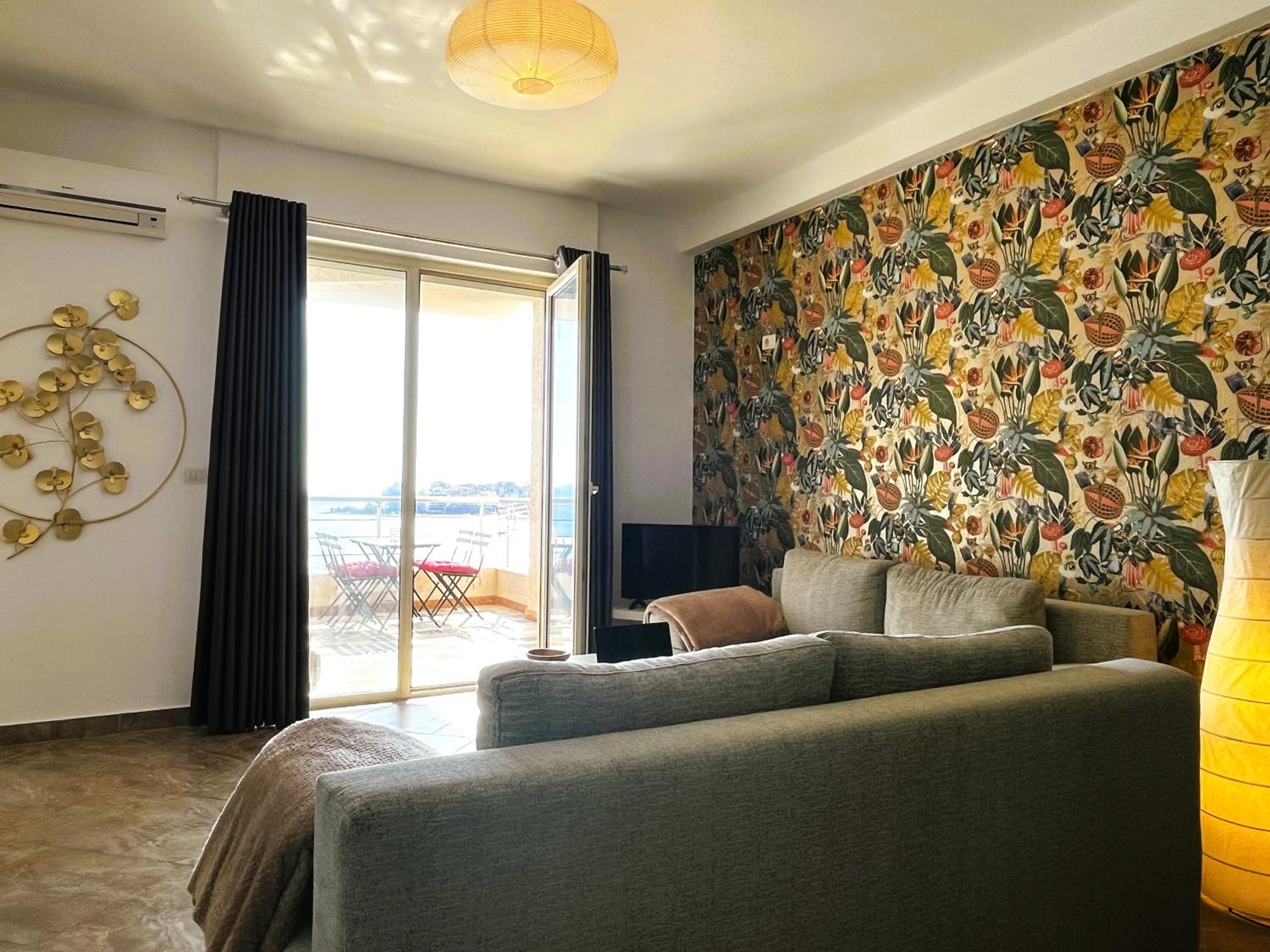 Apartment HYGGE Seaside with full sea view