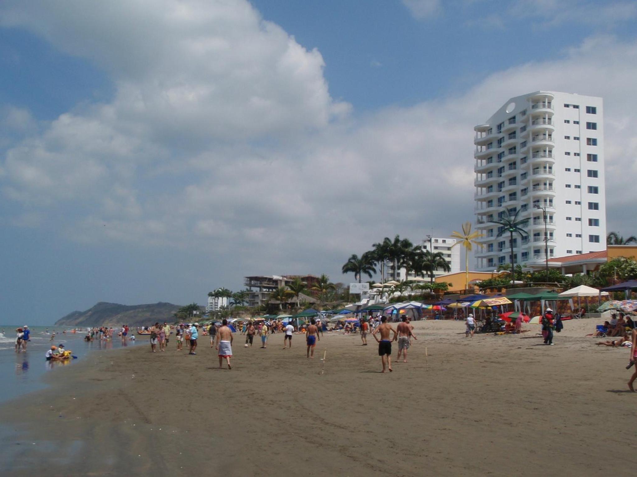 Beach front Condo Tonsupa near Atacames Ecuador