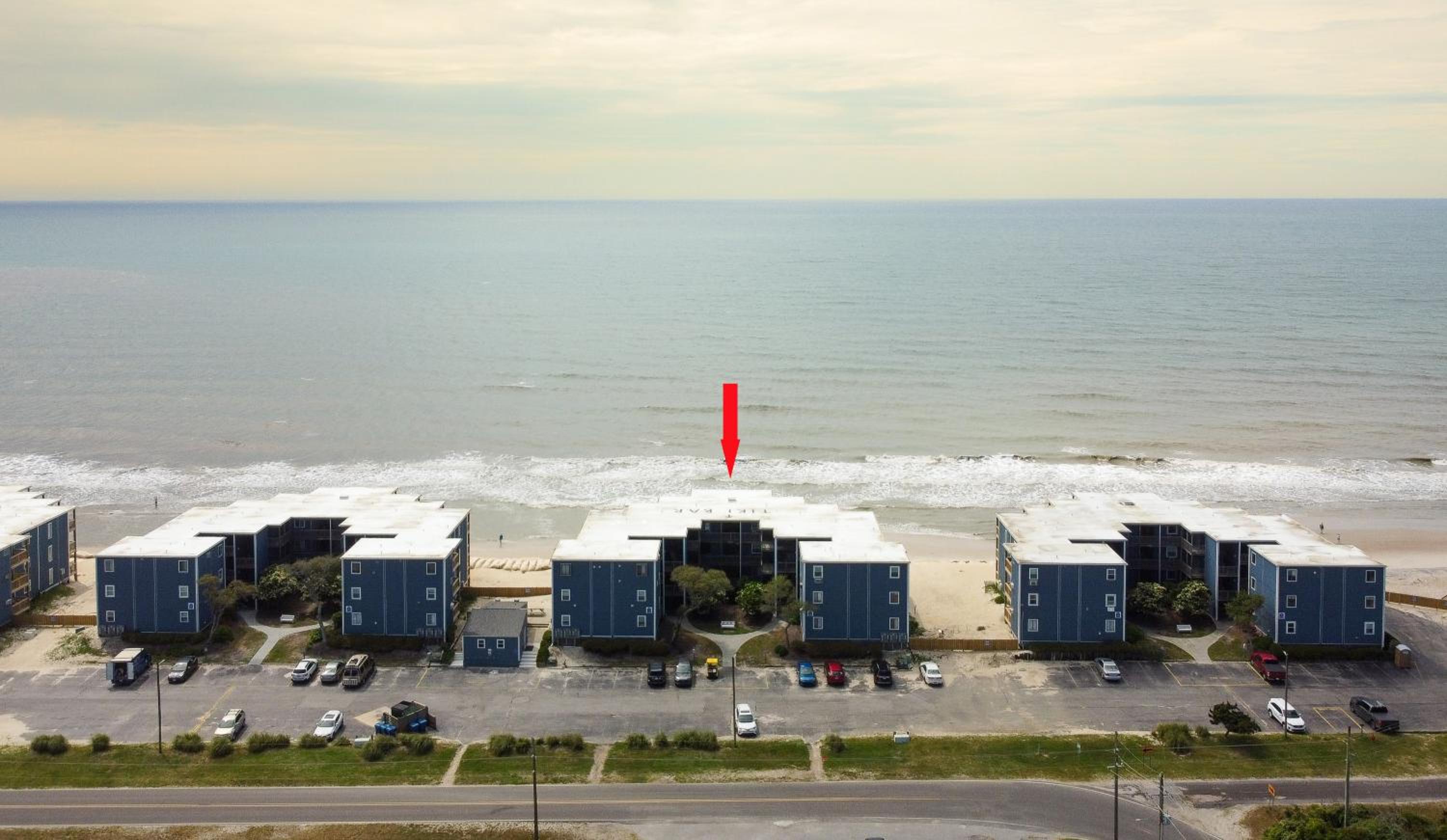 Oceanfront fun Sand and Sun The Lazy Loggerhead view 3
